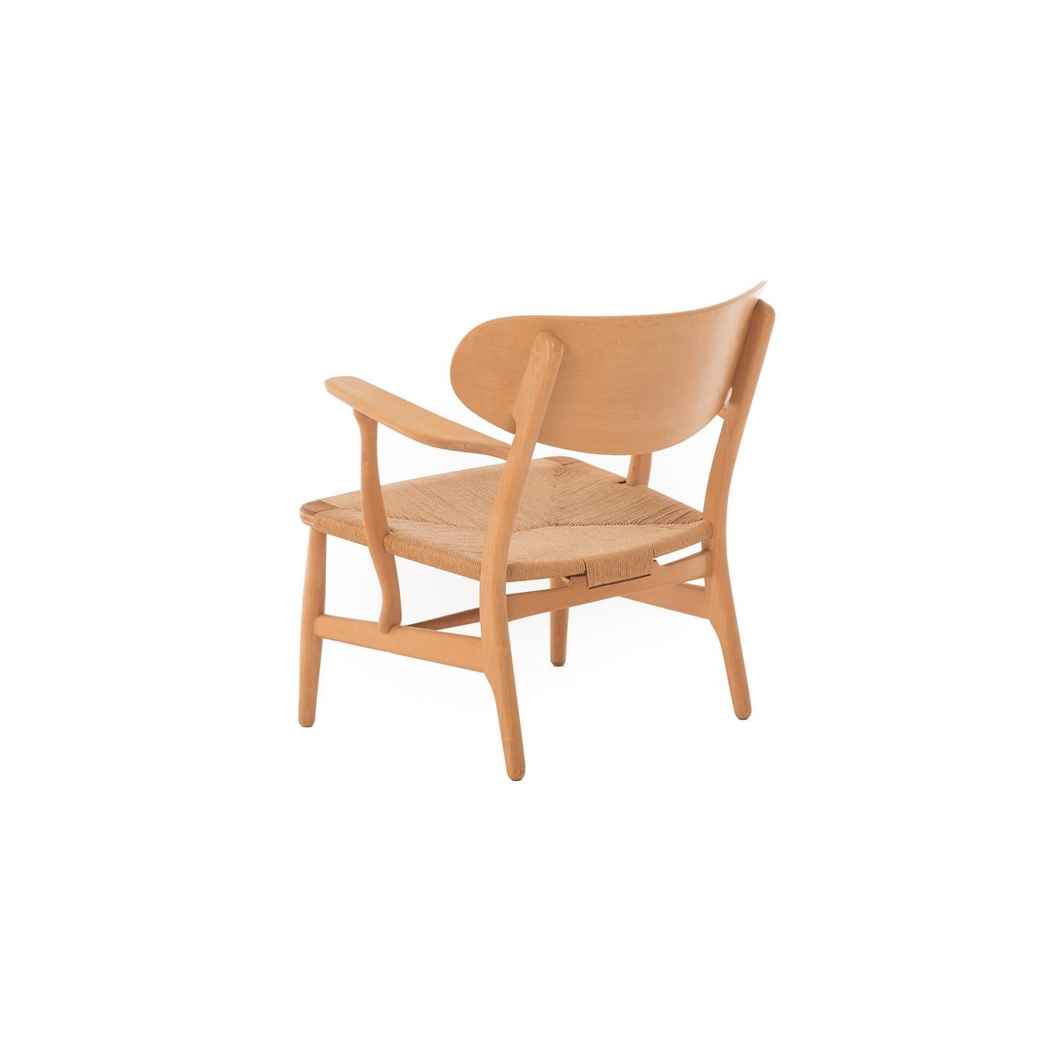 Scandinavian Danish Modern CH22 Lounge Chair