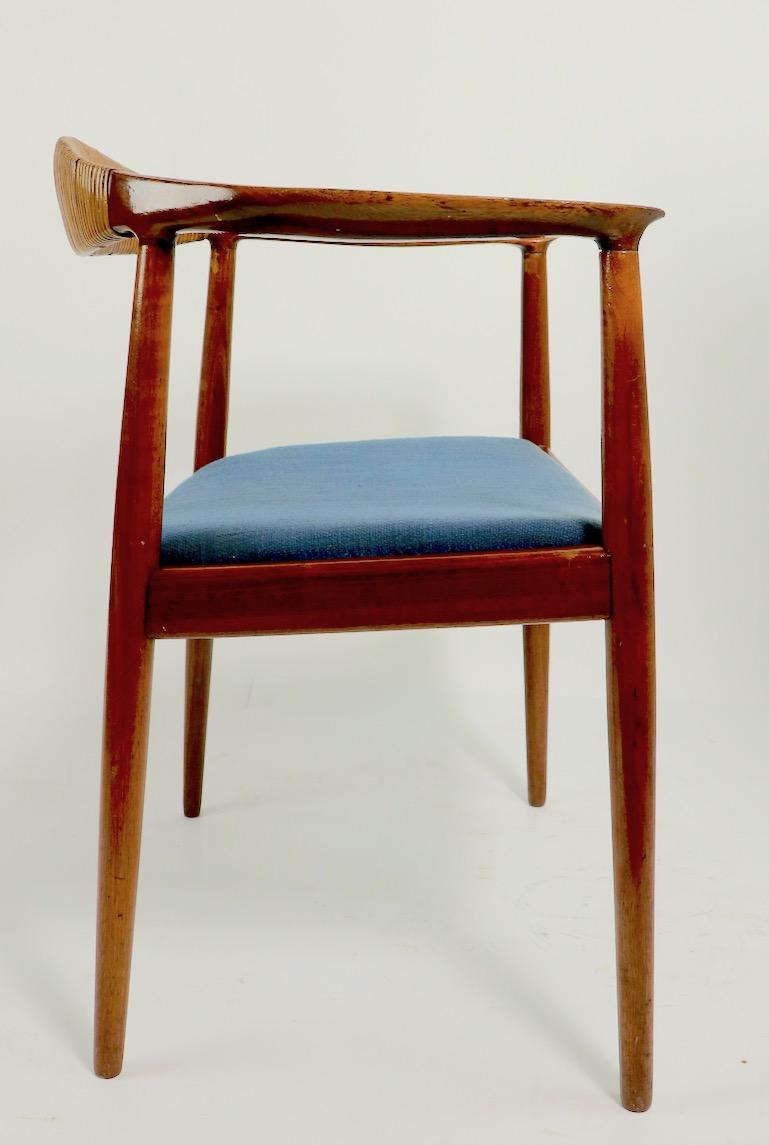 Upholstery Classic Hans  Wegner Round Chair For Sale