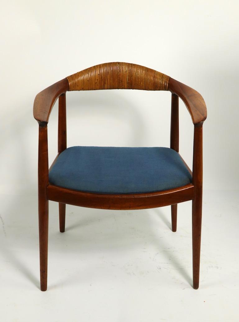 Classic Hans  Wegner Round Chair For Sale 7