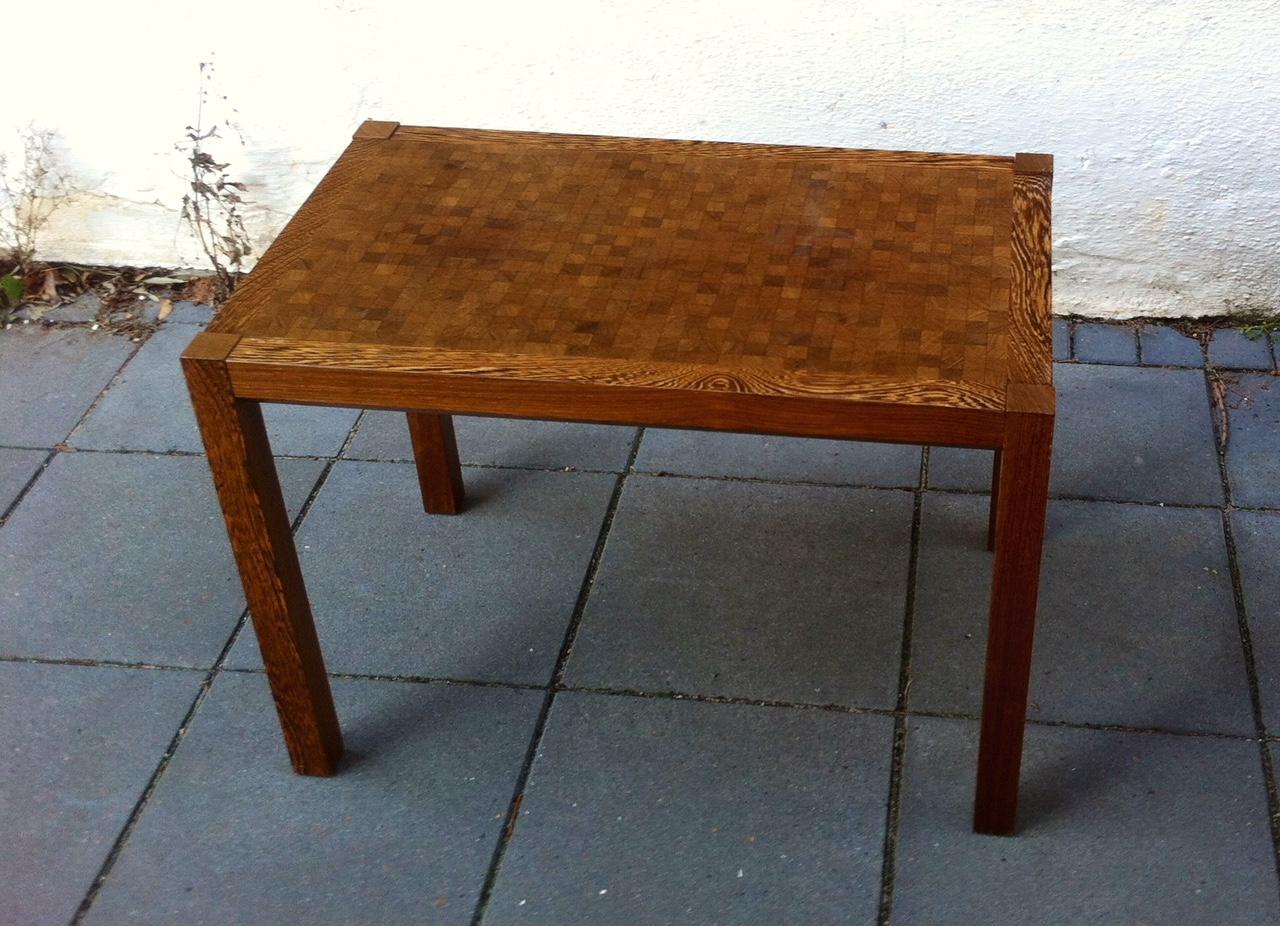 Danish Modern Checkered Wengé & Mahogany Coffee Table by Gorm Lindum, 1970s In Good Condition For Sale In Esbjerg, DK