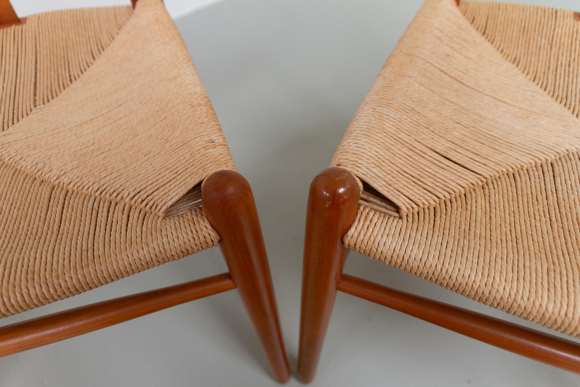 Danish Modern Cherry CH24 Wishbone Chairs by Hans J. Wegner, 1990s For Sale 11
