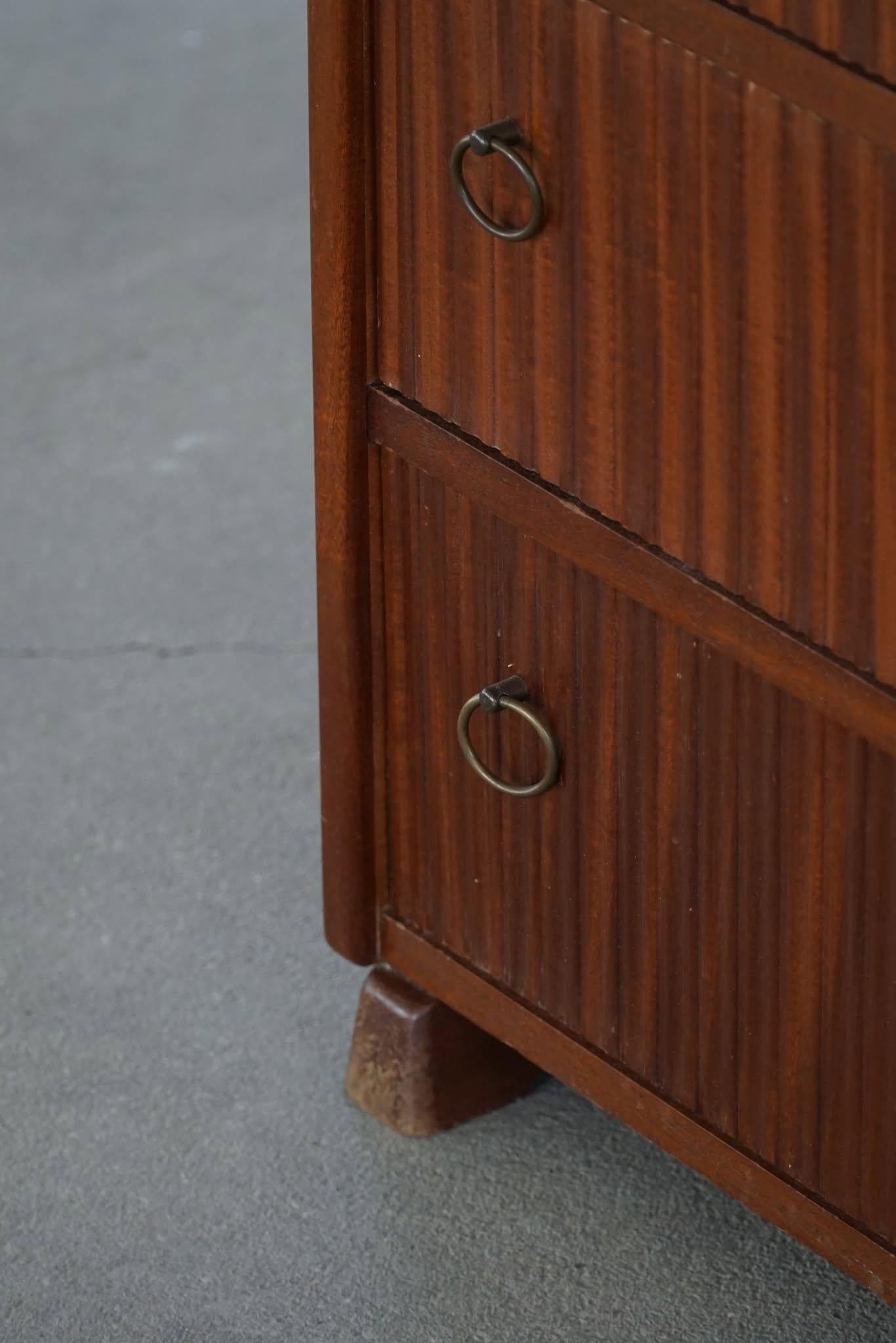 Cassettiera moderna danese in mogano, Frits Henningsen, anni '40 in vendita 7