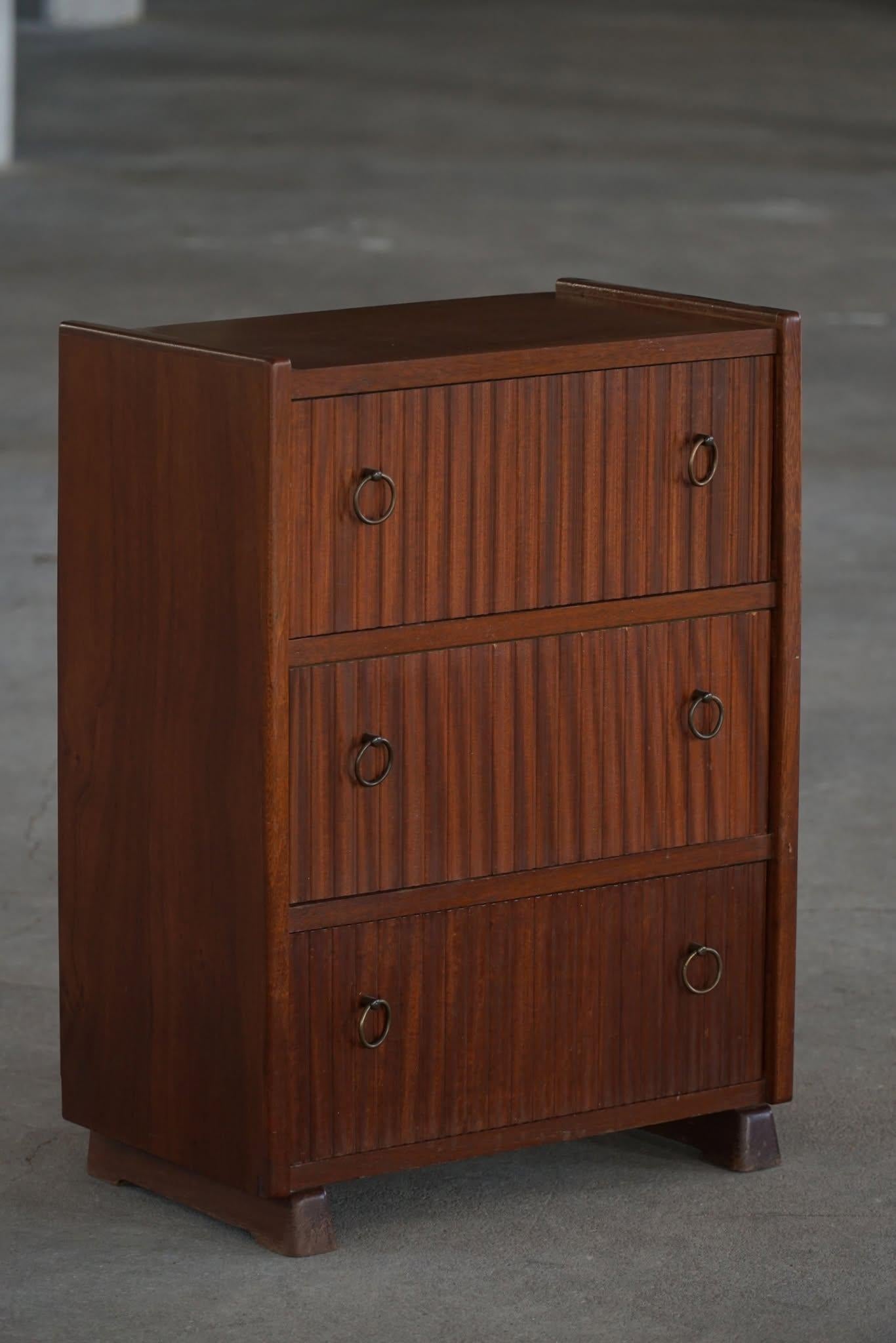 Cassettiera moderna danese in mogano, Frits Henningsen, anni '40 in vendita 10