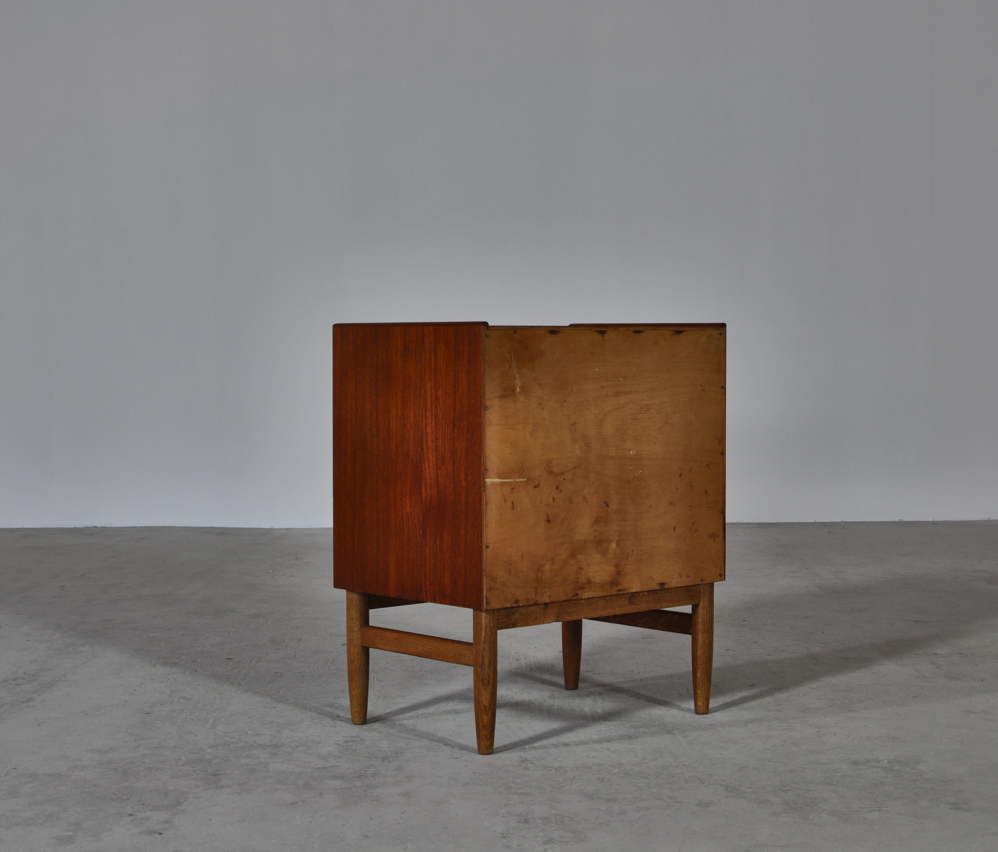 Danish Modern Chest of Drawers in Teak and Oak by Poul Volther, 1950s 8