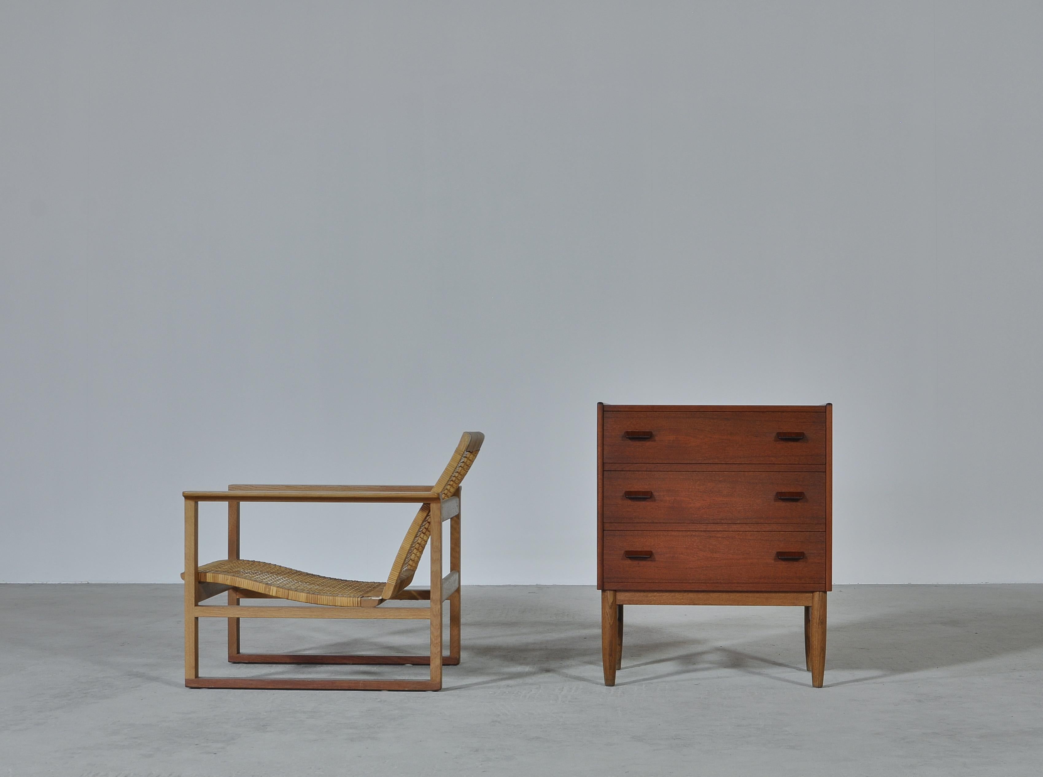 Danish Modern Chest of Drawers in Teak and Oak by Poul Volther, 1950s 12