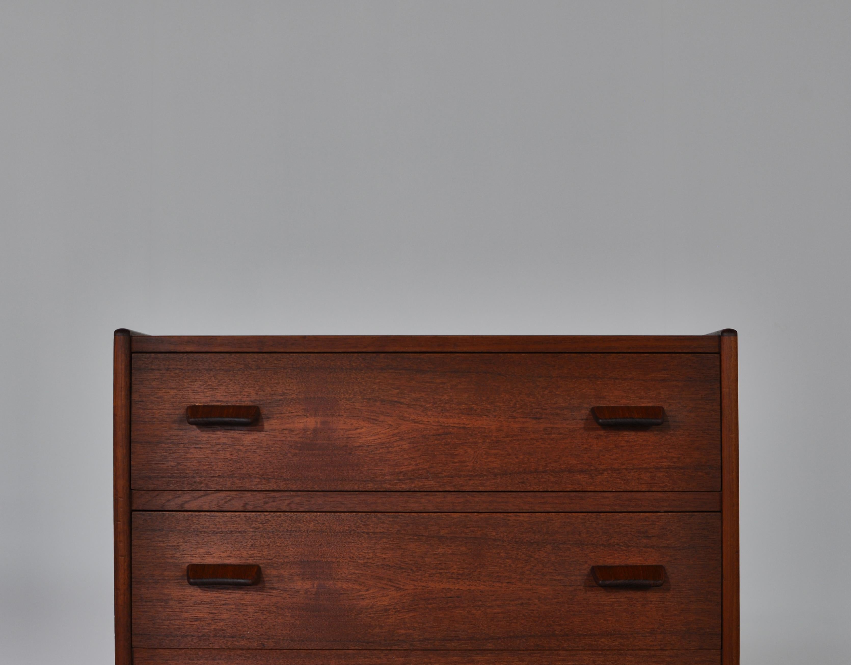 Mid-20th Century Danish Modern Chest of Drawers in Teak and Oak by Poul Volther, 1950s