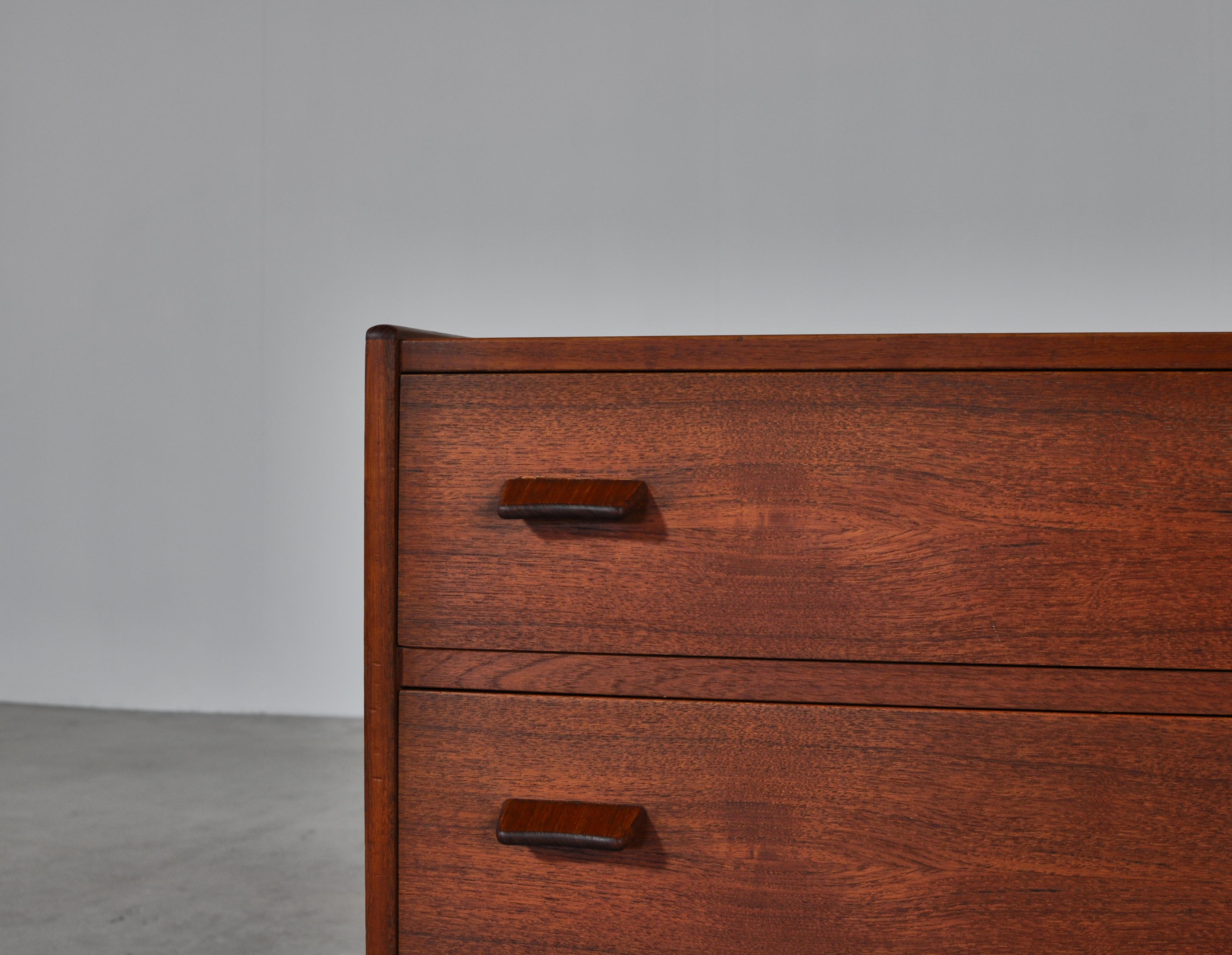 Danish Modern Chest of Drawers in Teak and Oak by Poul Volther, 1950s 2