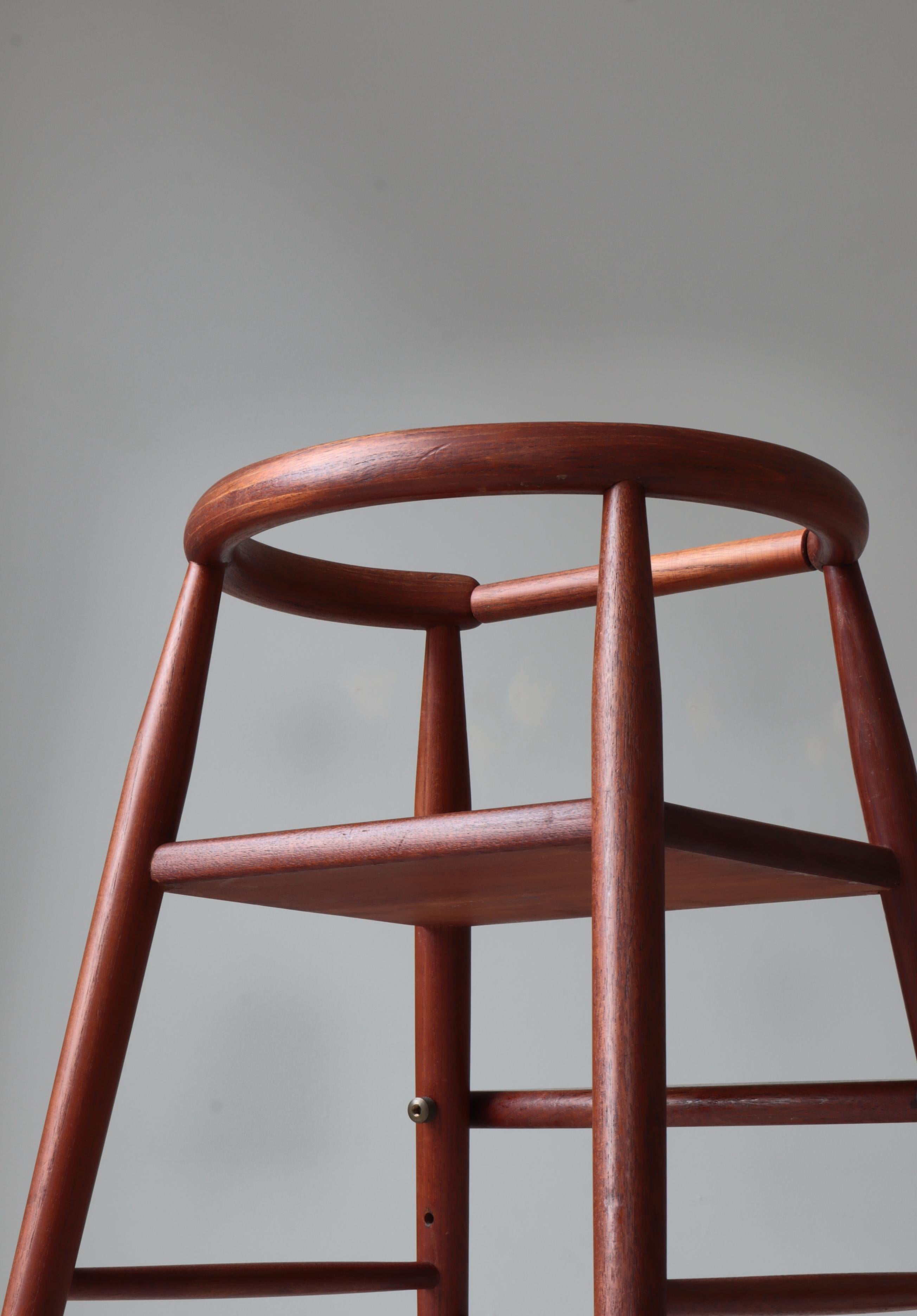 Mid-20th Century Danish Modern Children's Chair by Nanna Ditzel in Teakwood, Kolds Savværk, 1950s For Sale