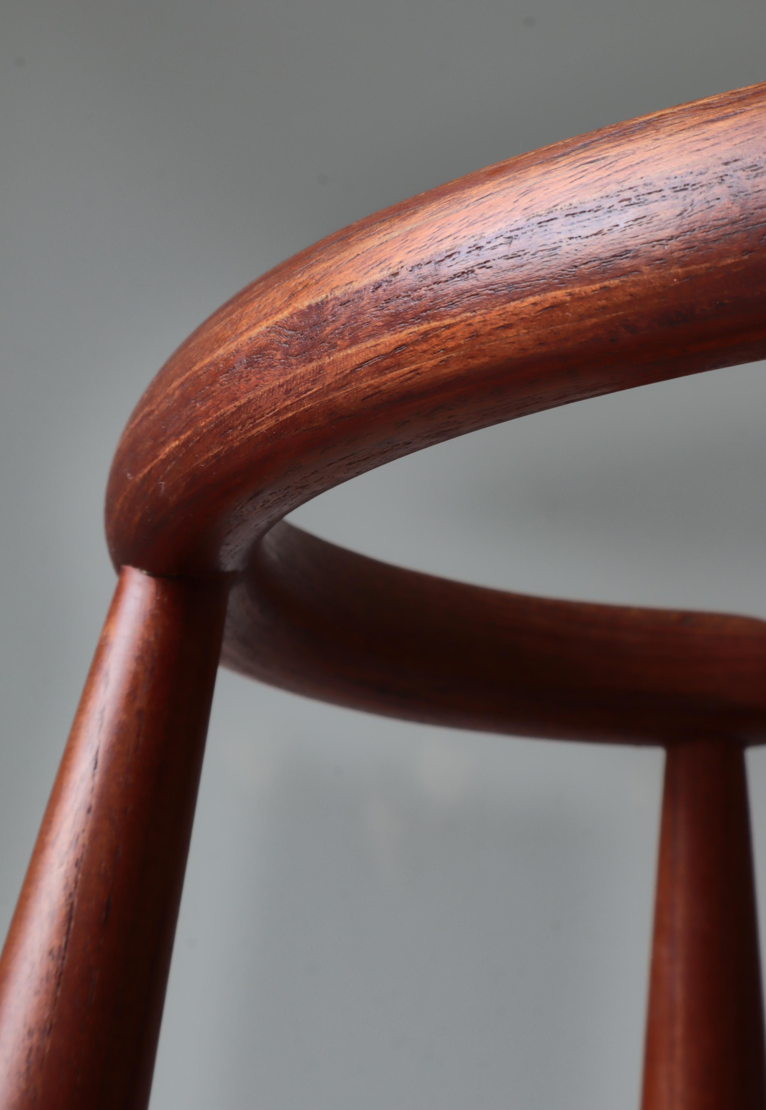 Danish Modern Children's Chair by Nanna Ditzel in Teakwood, Kolds Savværk, 1950s For Sale 1