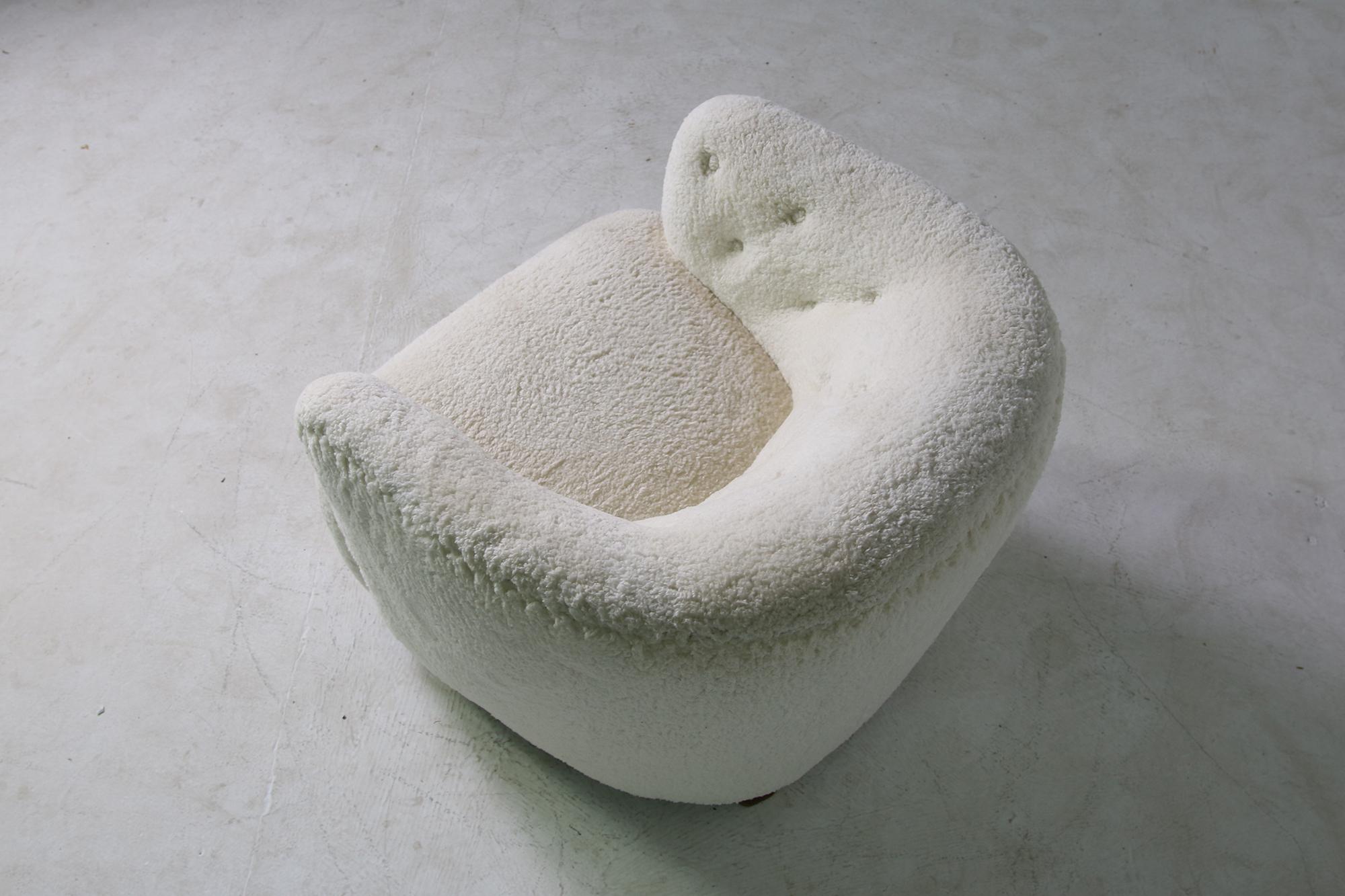 Danish Modern Clam Chair, Lounge, 1950s Teddy Fur & Leather, Sheepskin, Denmark 2