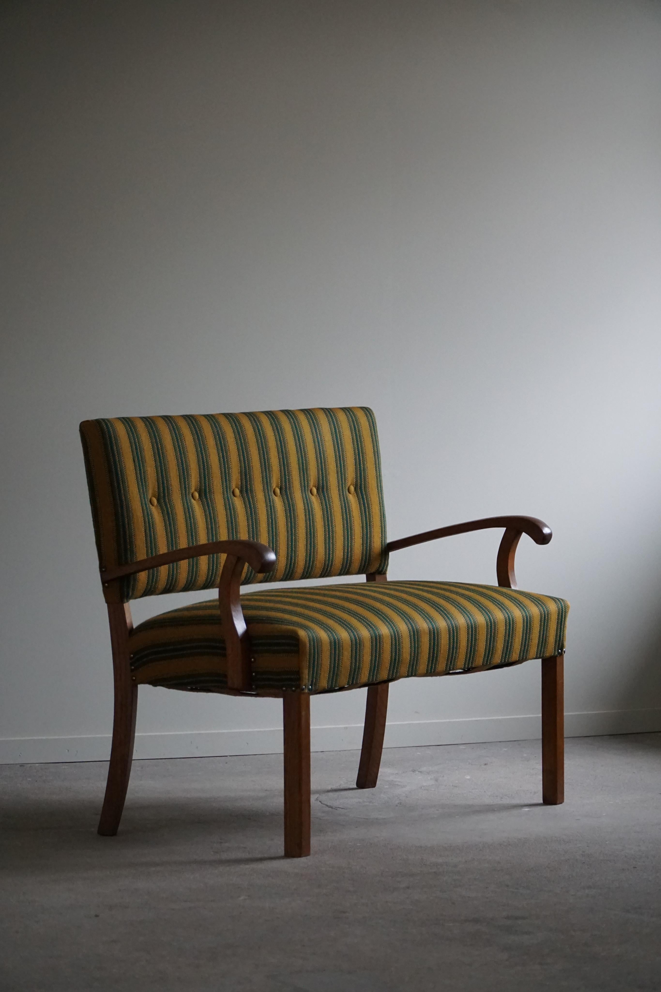Divano classico moderno danese a due posti in Oak e tessuto, anni '30 3