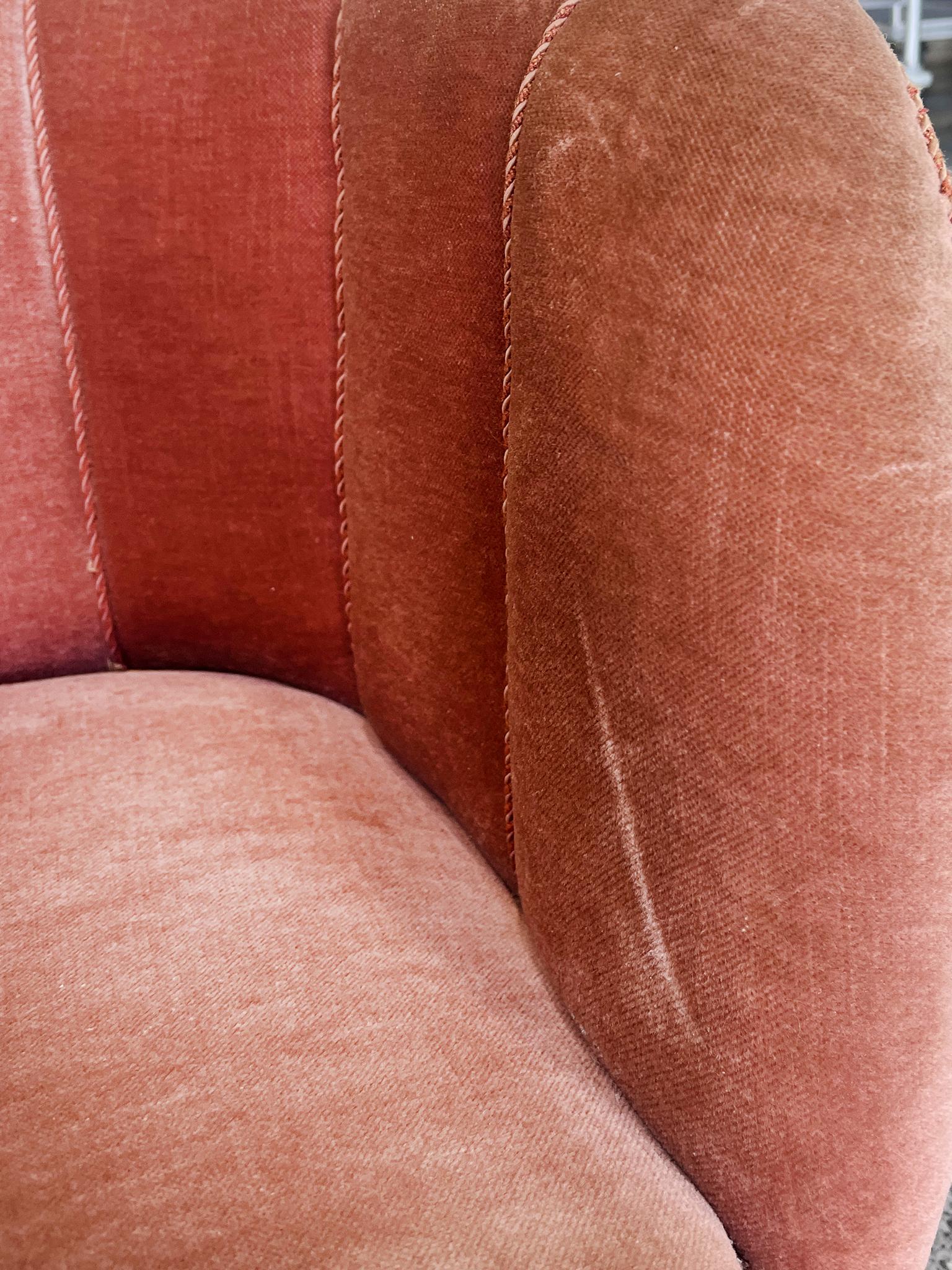Danish Modern Club Chair in the Style of Viggo Boesen For Sale 3