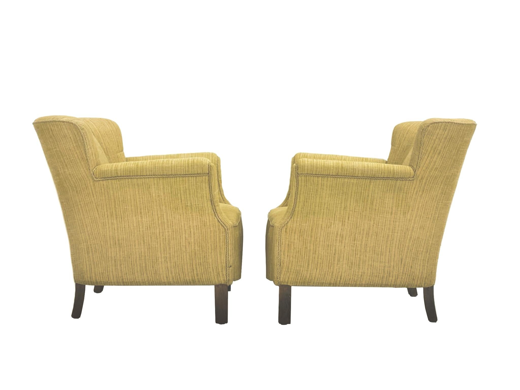 Danish Modern Club Chairs in the Style of Frits Henningsen In Good Condition In New York, NY