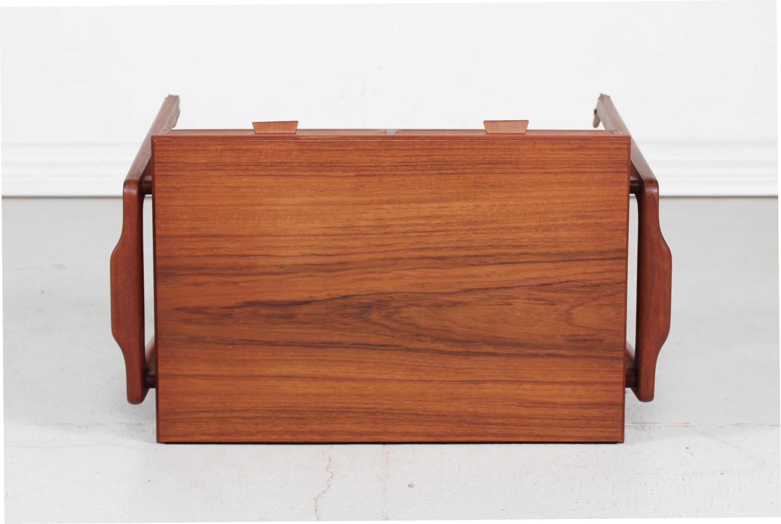 Danish Modern Cocktail Trolley of Teak with Tray and Two Drawers, Denmark, 1960s 2