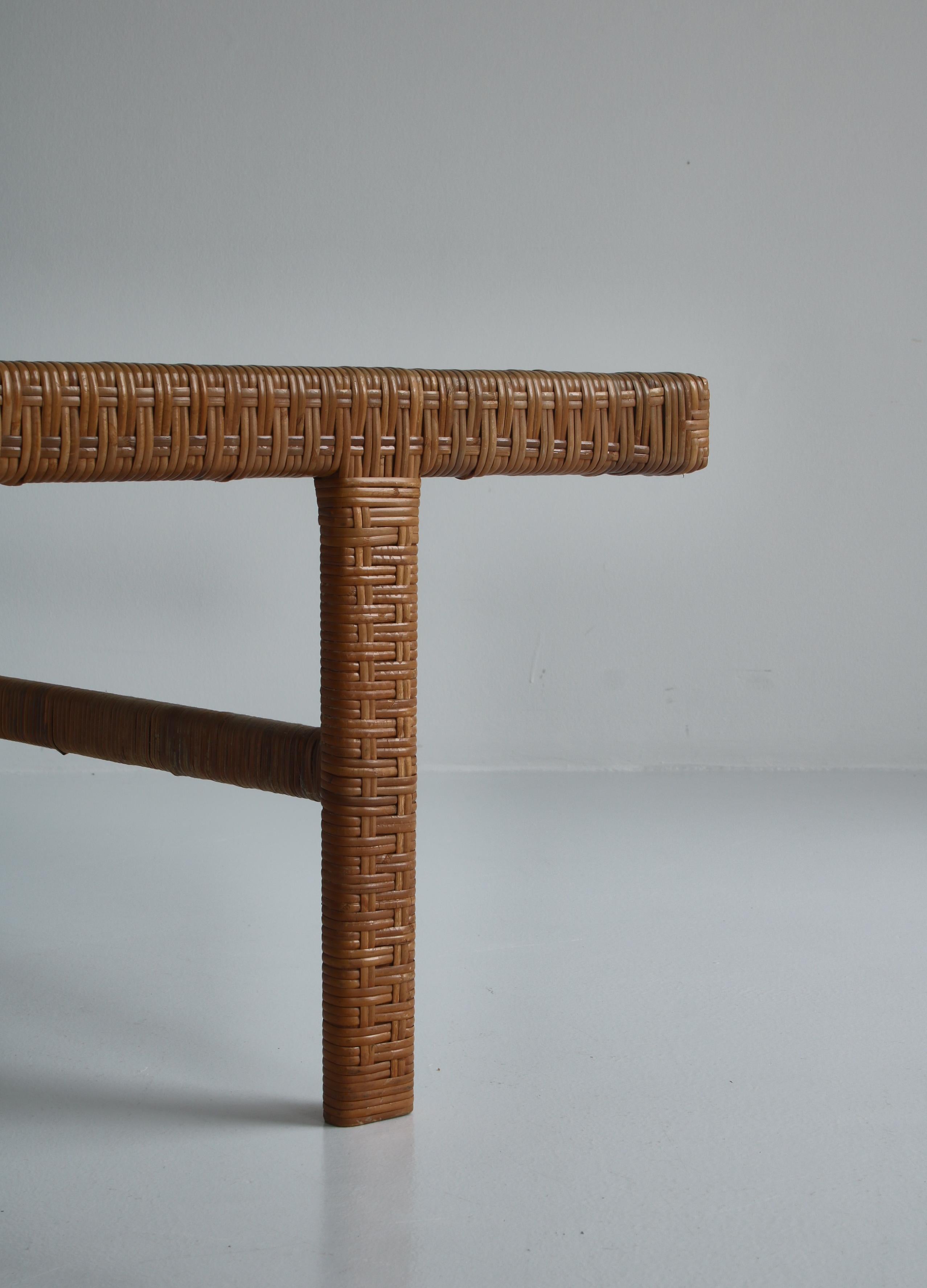 Danish Modern Coffee Table by R. Wengler in Rattan Cane and Matt Glass, 1940s For Sale 7