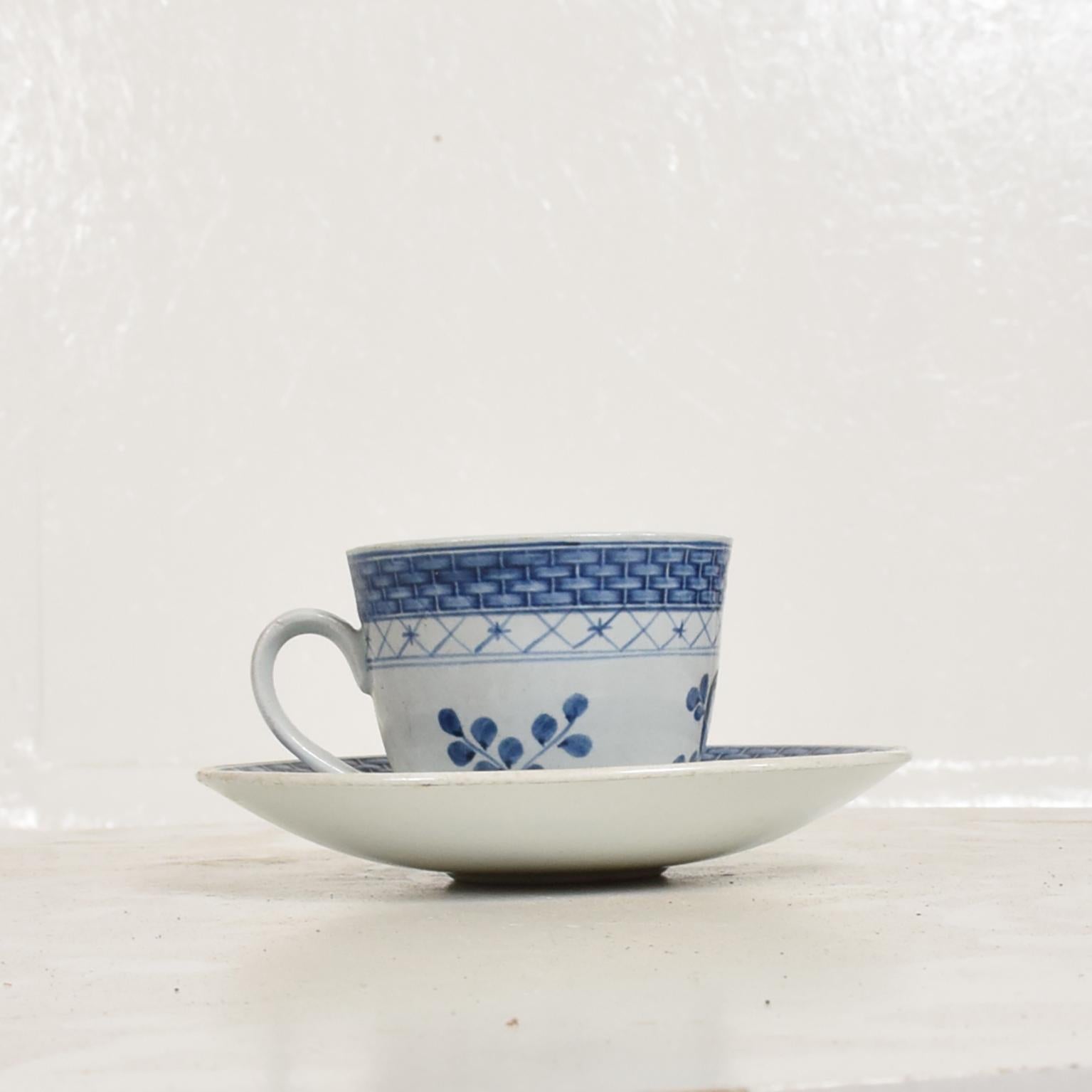 ROYAL Copenhagen Coffee Tea Cup & Saucer Set for (12) Blue Danish Modern 1960s In Good Condition In Chula Vista, CA