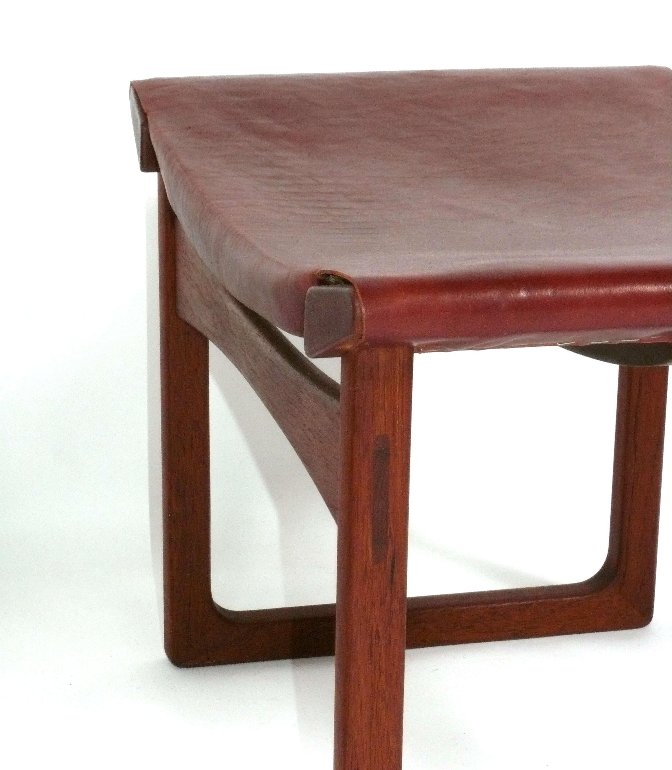 Danois Tabourets danois modernes en cuir cognac et teck de Larsen et Madsen en vente