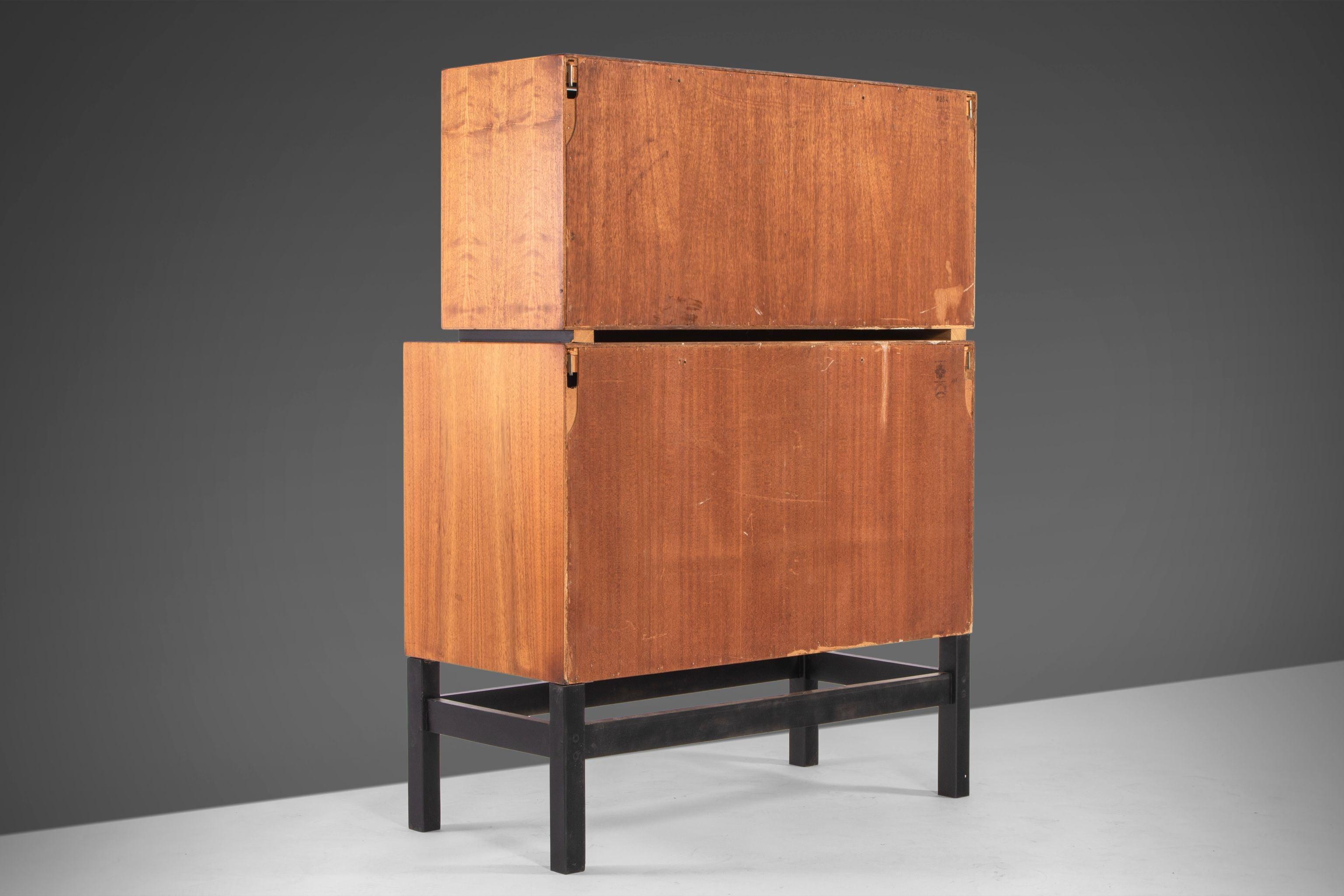 Danish Modern Custom Bar Cabinet / Secretary Desk by H.G. Furniture, 1960s In Excellent Condition For Sale In Deland, FL