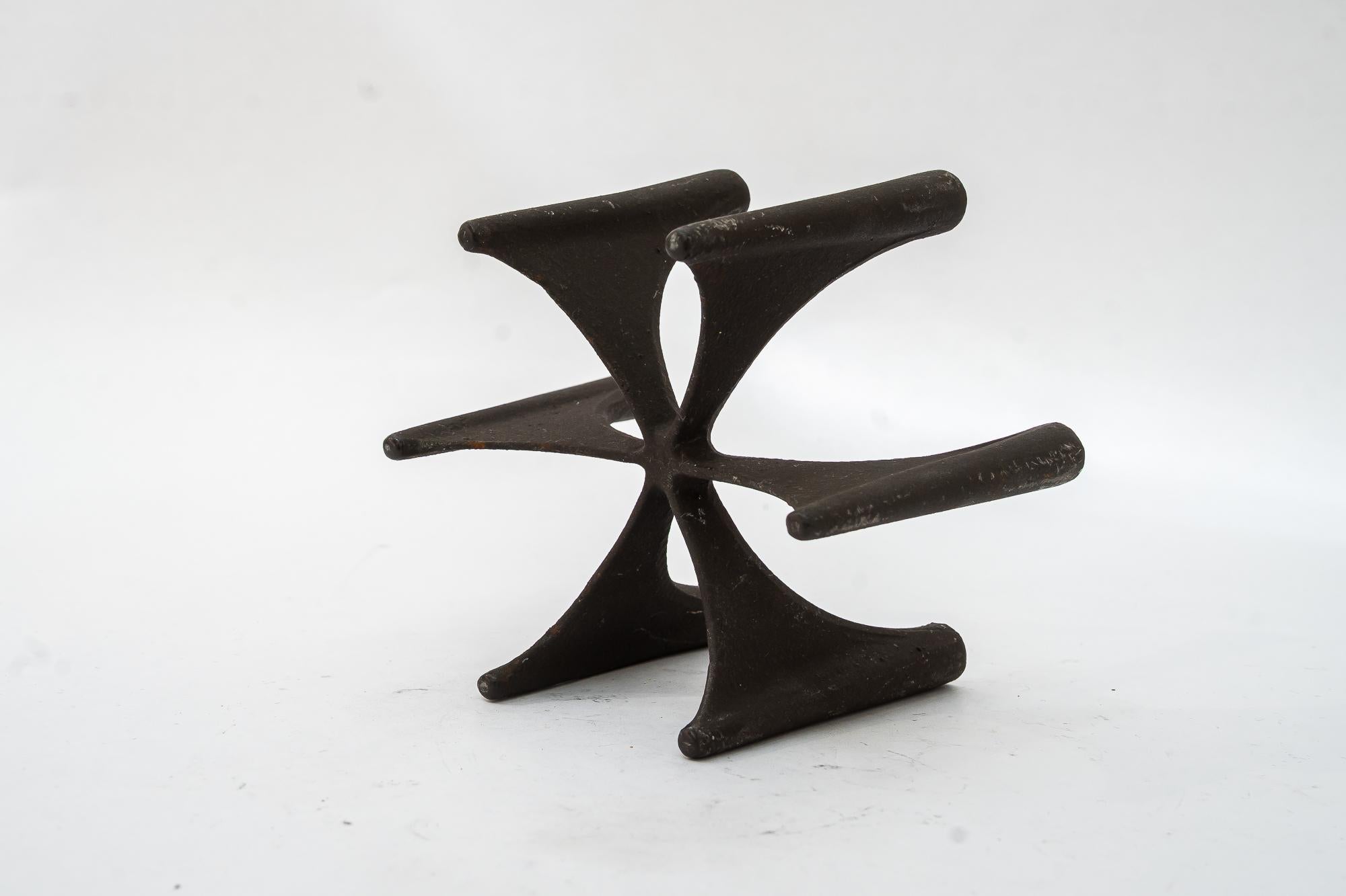 Annerito Candelabro ad arco in ferro Dansk Modell 1735 di IBR Borg Rajalin in vendita