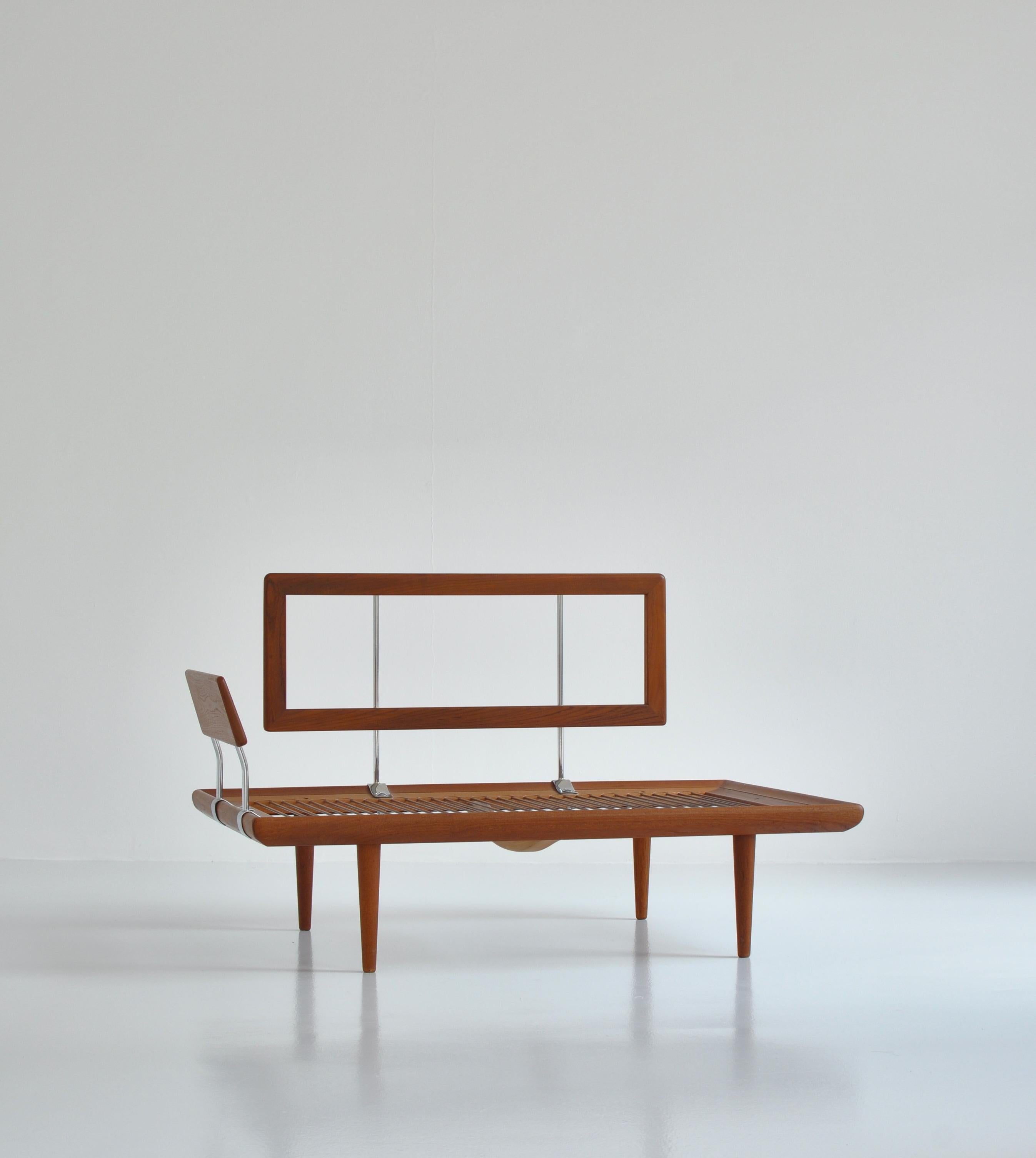 Danish Modern Daybed or Sofa Model 