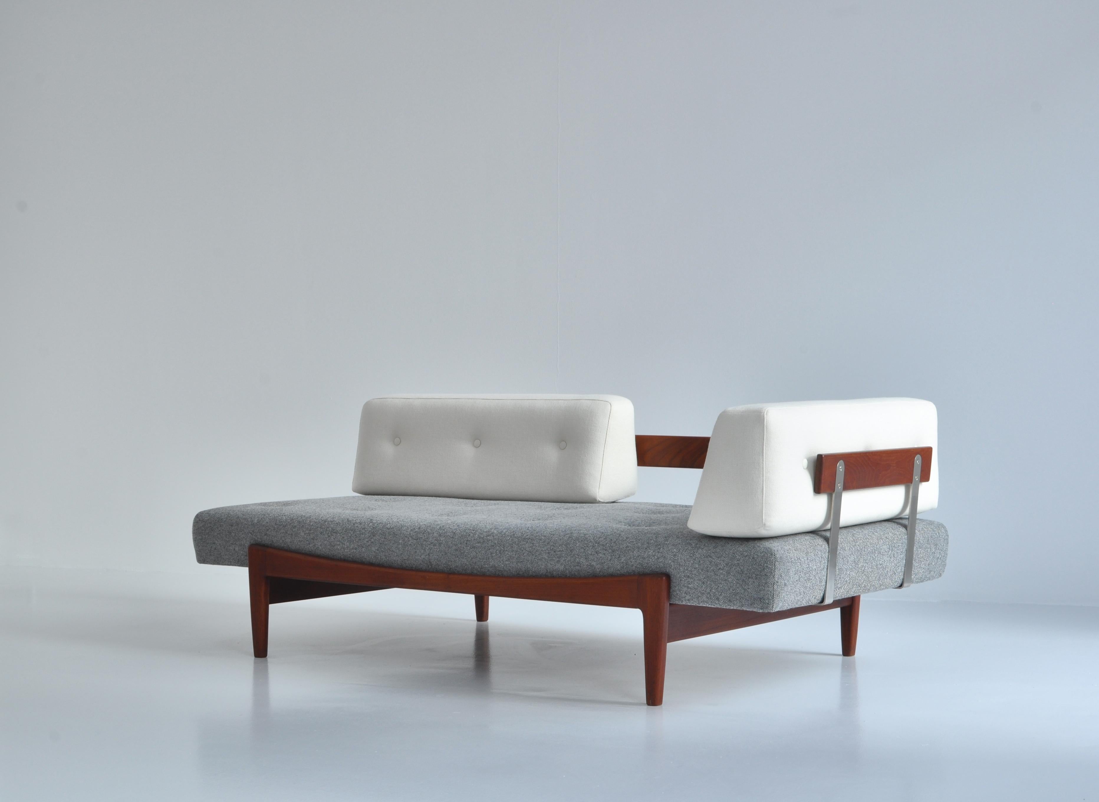 Mid-20th Century Danish Modern Daybed / Sofa by Ib Kofod-Larsen in Teak Wood and Kvadrat Wool