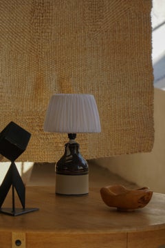 Dänische Moderne, Dekorative Steingut-Tischlampe, Hanne Stentøj, Dänemark, 1960er Jahre