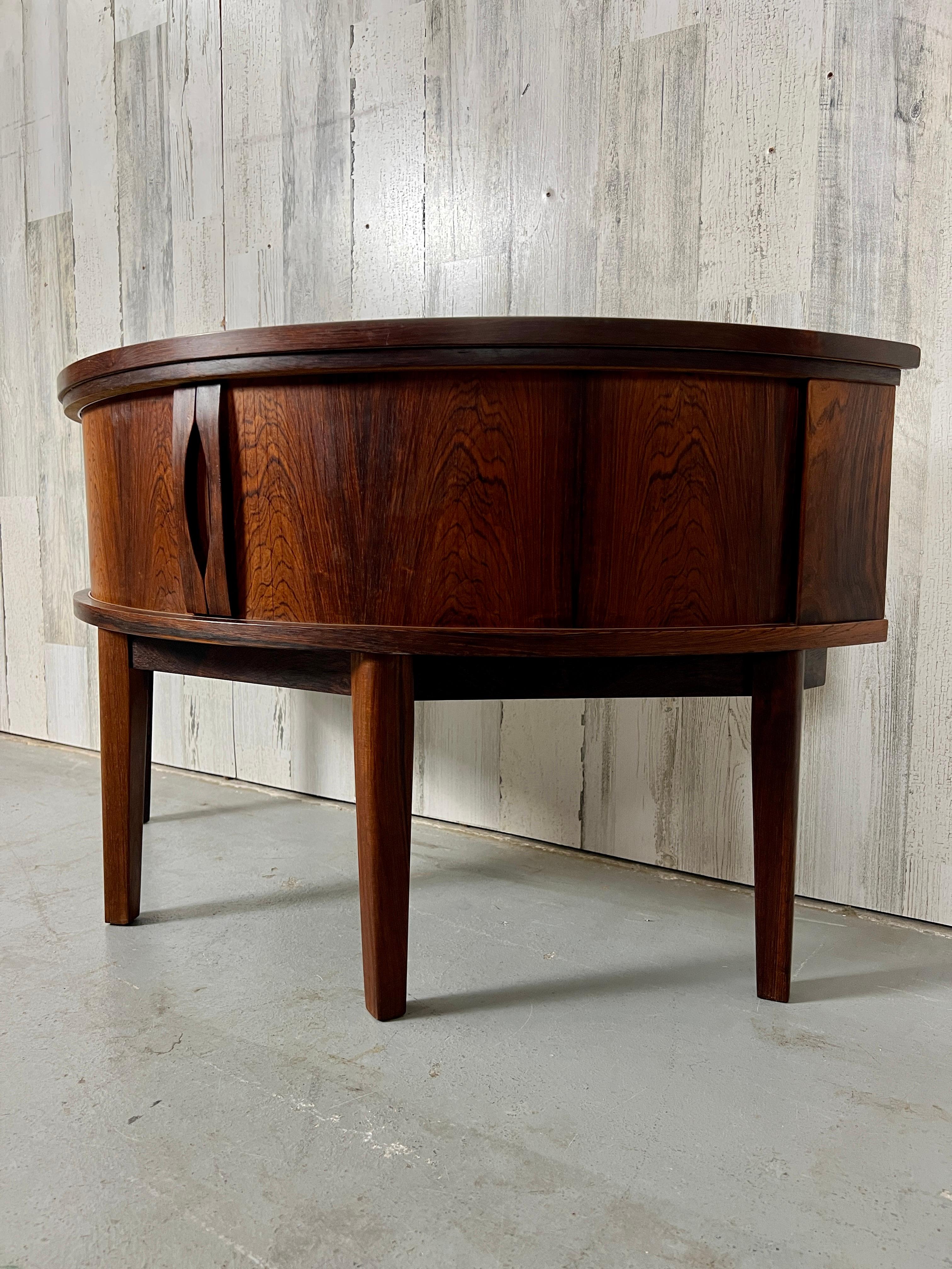 20ième siècle Table Demi Lune danoise moderne en vente