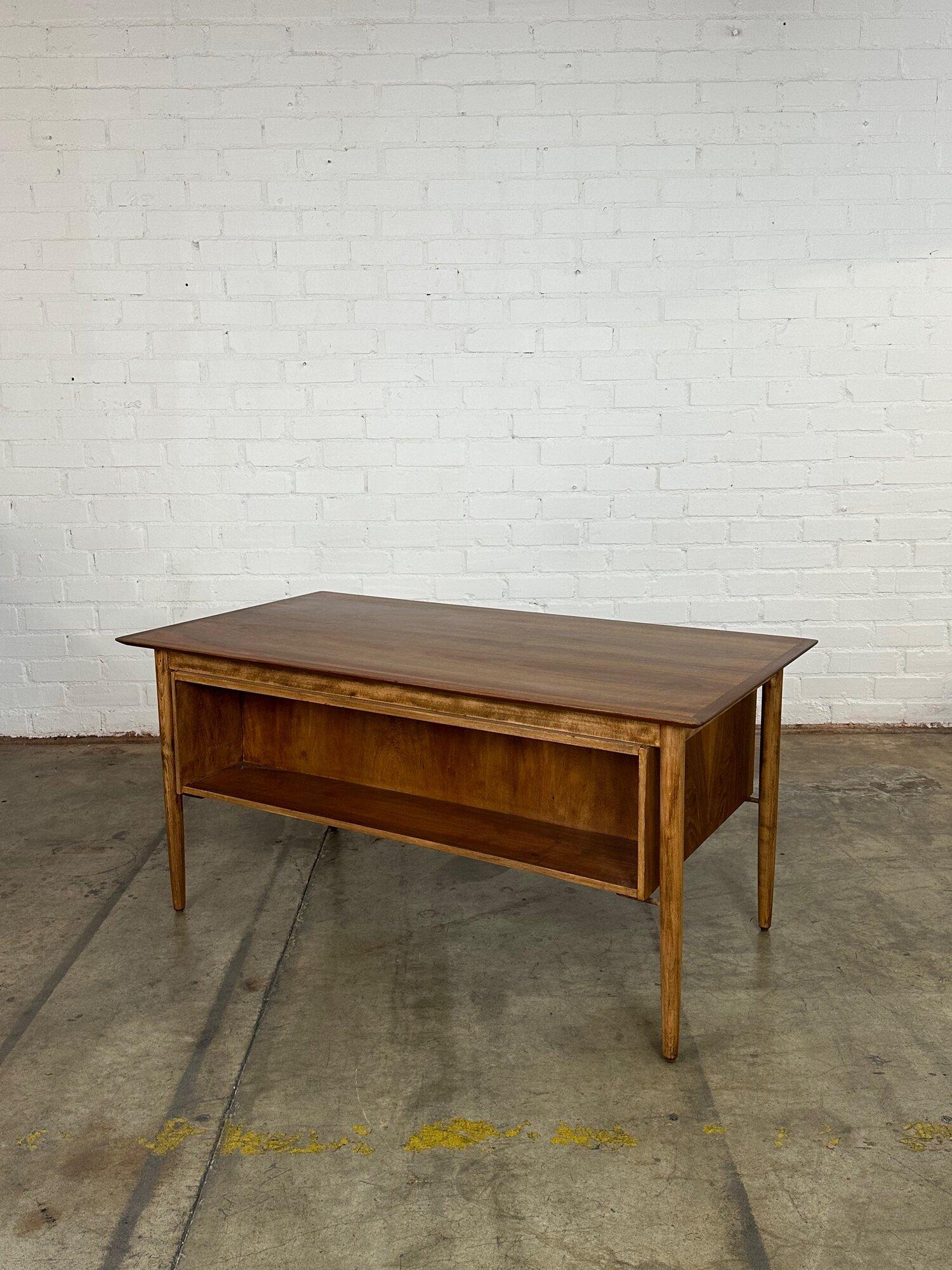 Danish Modern Desk by Kofod Larsen for Selig In Good Condition In Los Angeles, CA