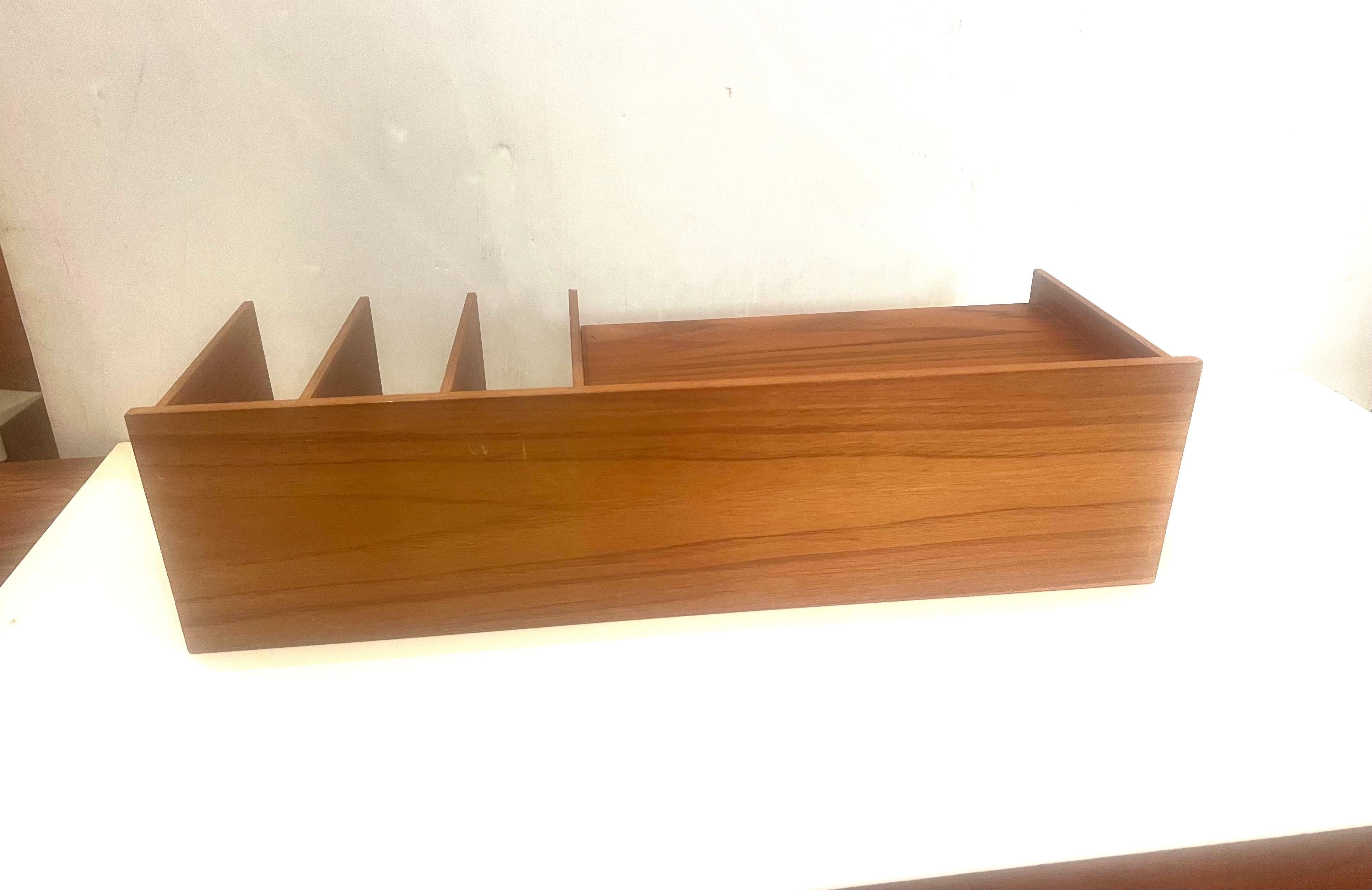 XX secolo Vassoio organizer da scrivania moderno danese in teak di Georg Petersens Møbelfabrik in vendita