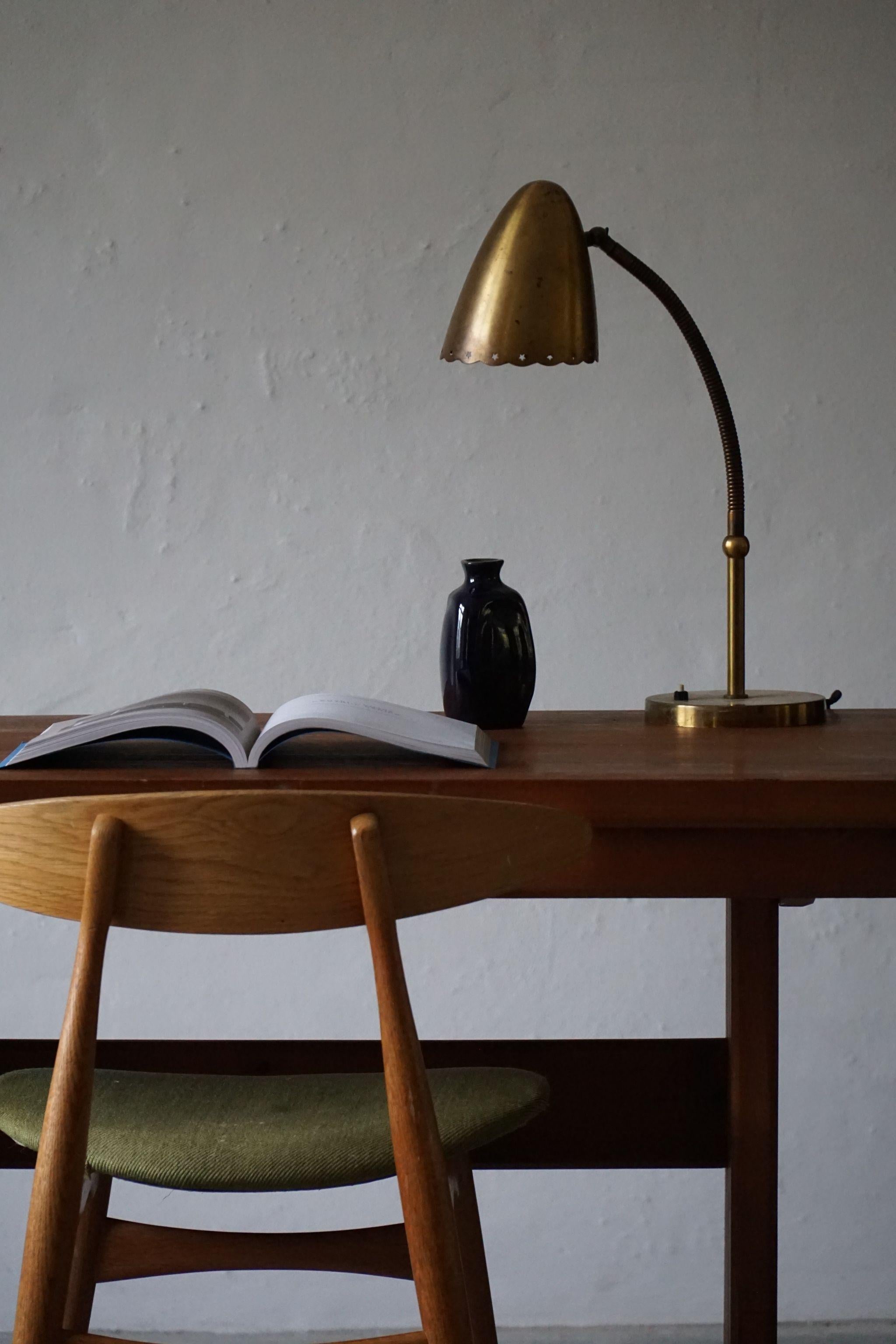 Mid-Century Modern Danish Modern Dining Chair in Oak by Hans J. Wegner, Model CH33, 1960s