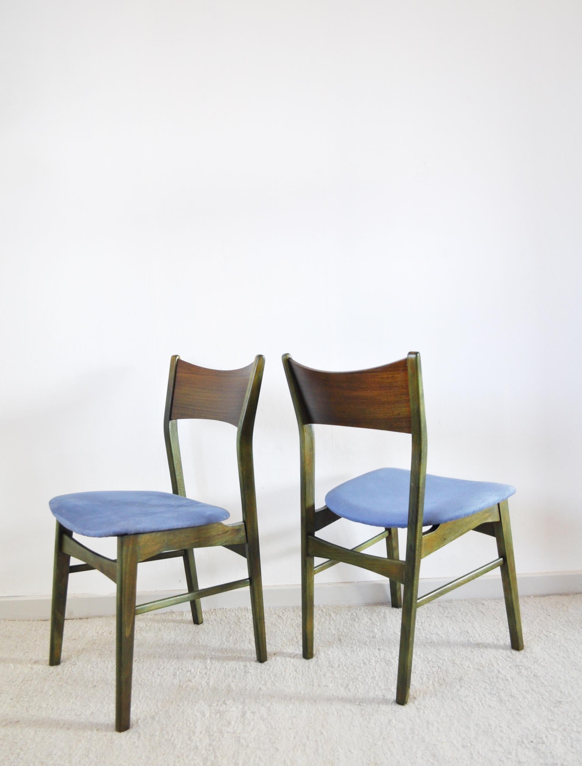Beech Danish Modern Dining Chair Stained in an Emerald Color, 1960s For Sale