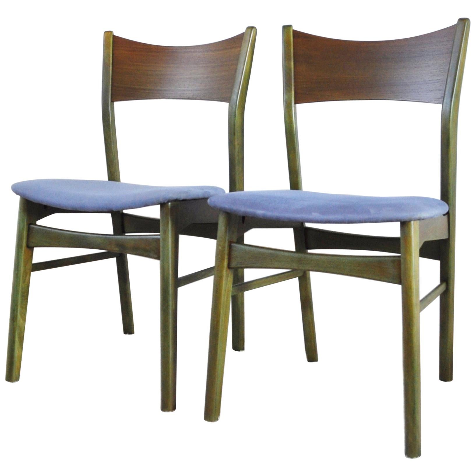 Danish Modern Dining Chair Stained in an Emerald Color, 1960s For Sale