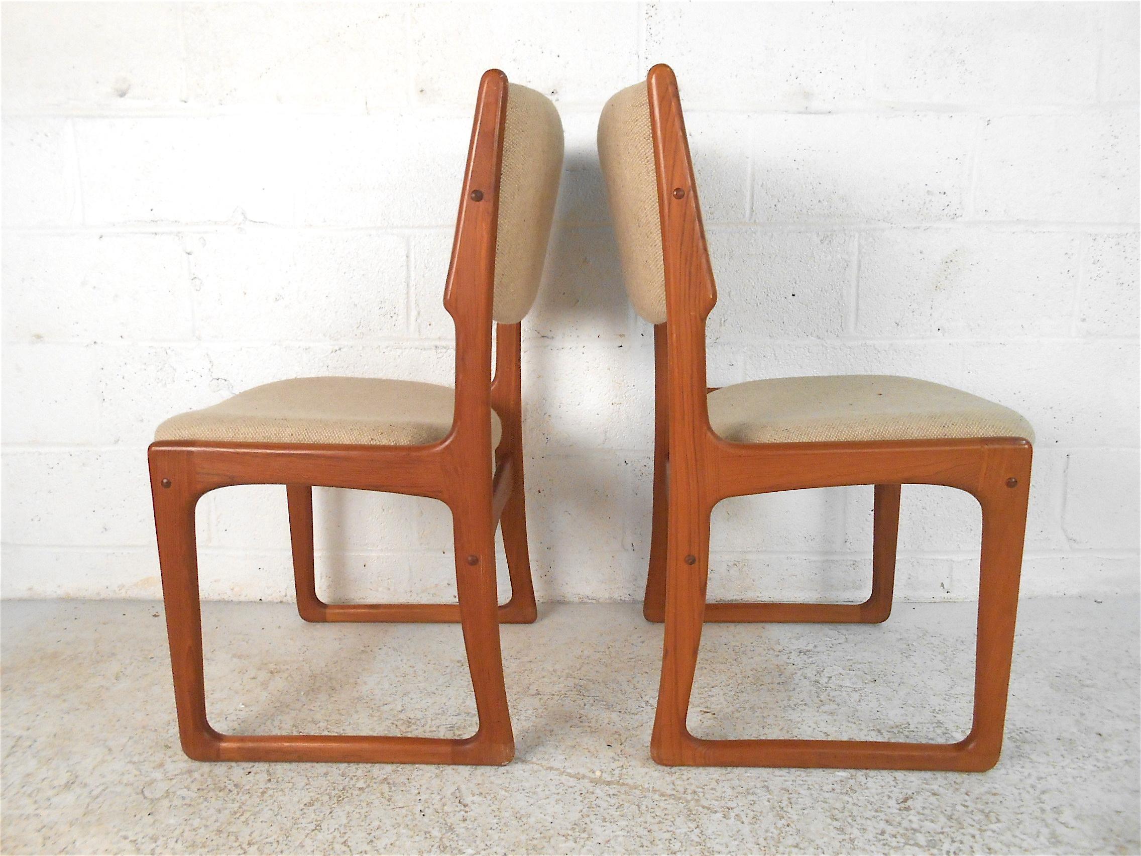Mid-Century Modern Danish Modern Dining Chairs by Benny Linden, Set of 4