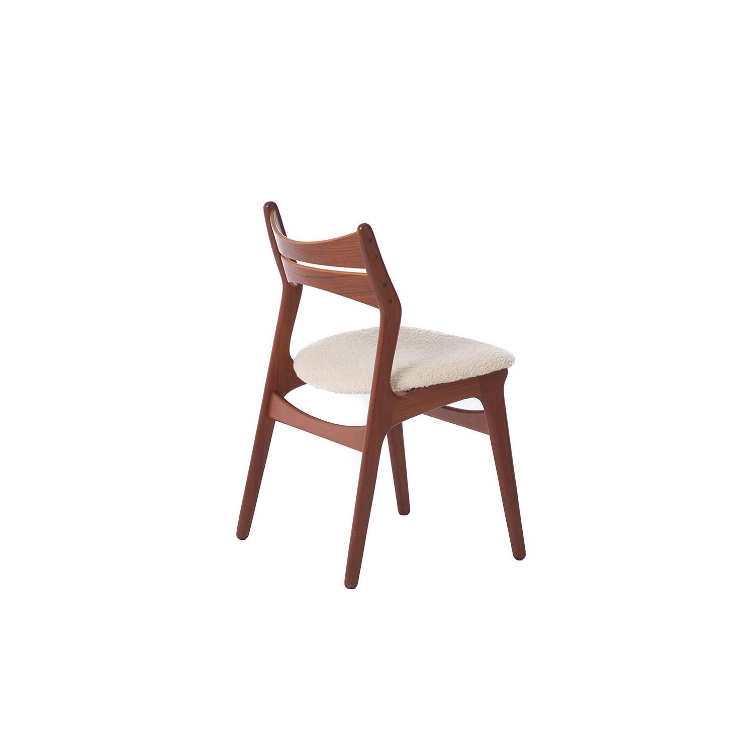 Scandinavian Modern Danish Modern Dining Chairs by Erik Buch, Set of Six