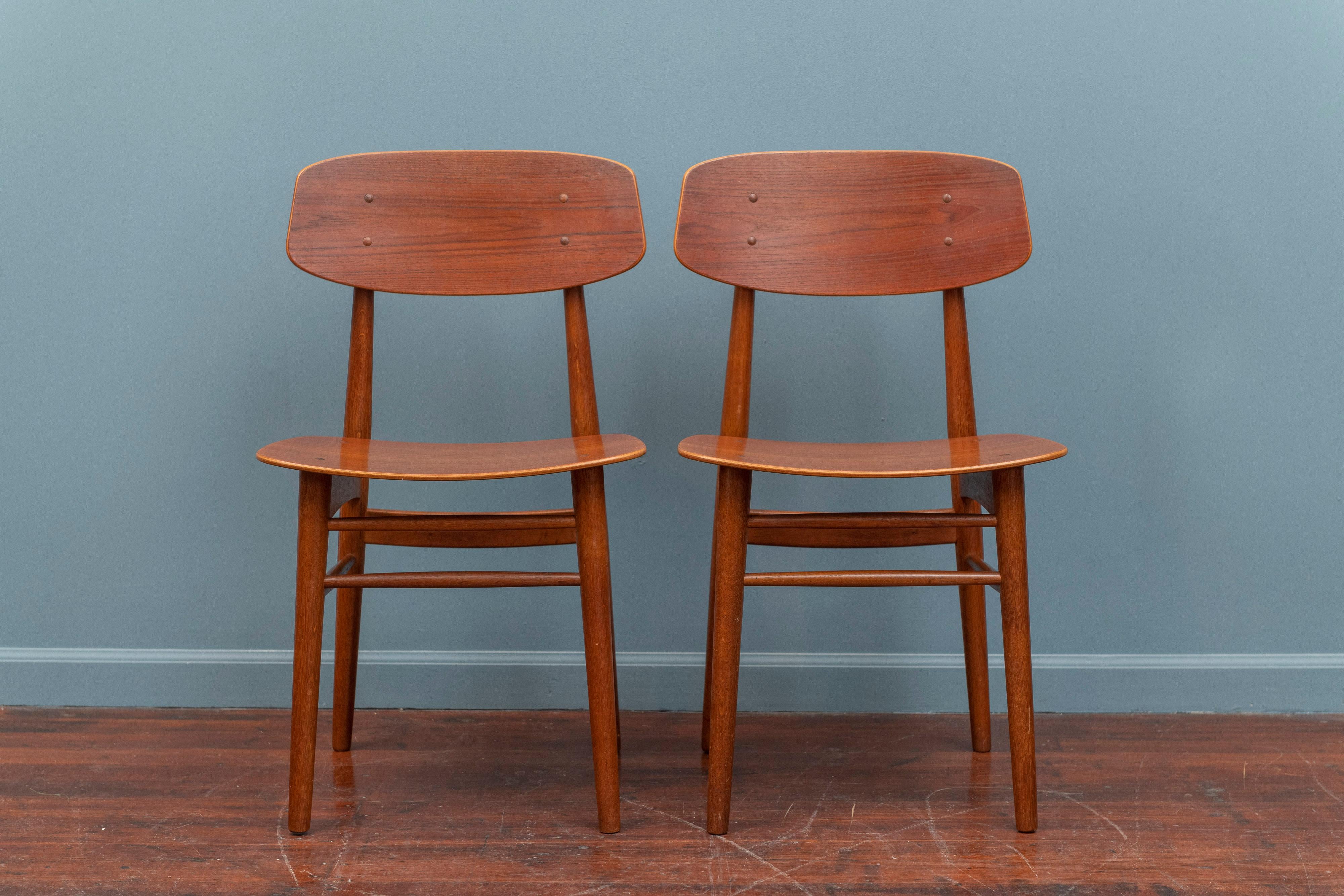 Scandinavian Modern Dining Chairs by Borge Mogensen 1