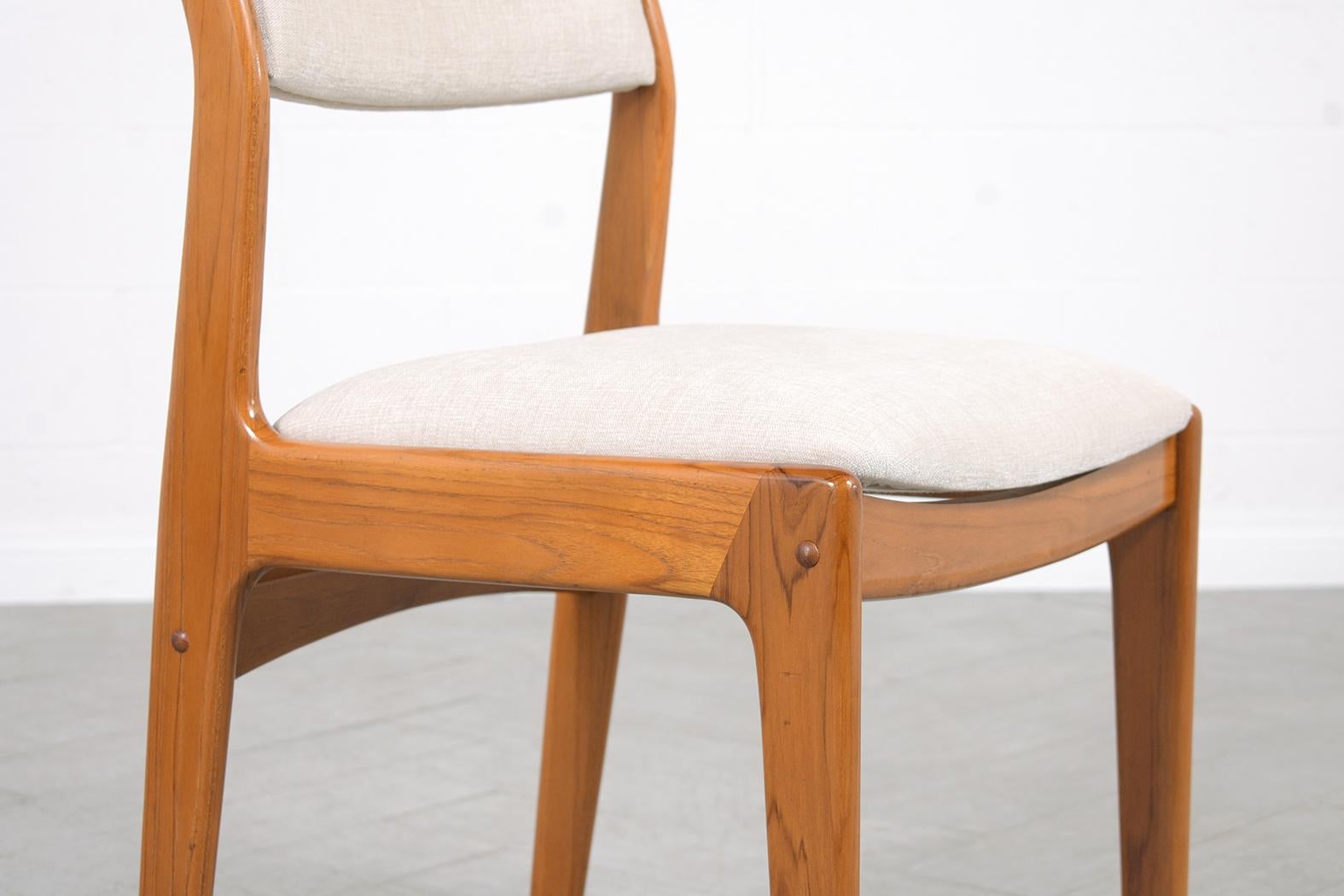 Set of Eight Mid-Century Modern Danish Teak Dining Chairs 2