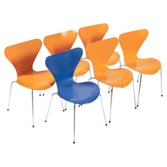 Danish Modern Dining Chairs Series 7 by Arne Jacobsen for Fritz Hansen