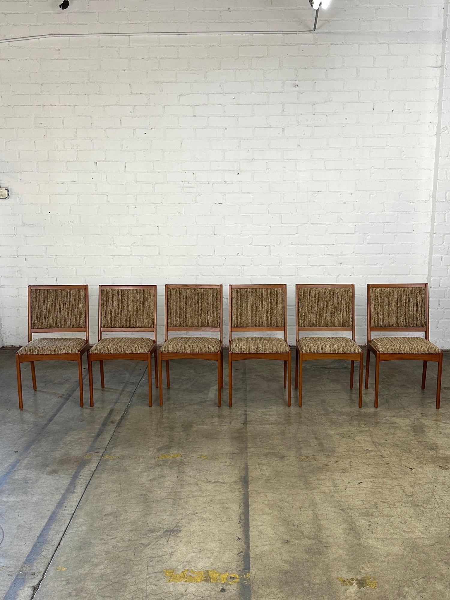 Mid-Century Modern Danish Modern Dining Chairs - Set of Six For Sale