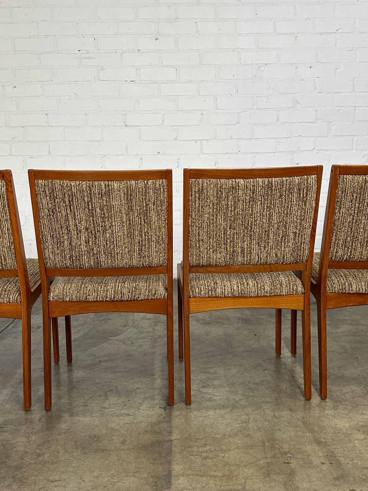 Danish Modern Dining Chairs - Set of Six For Sale 2