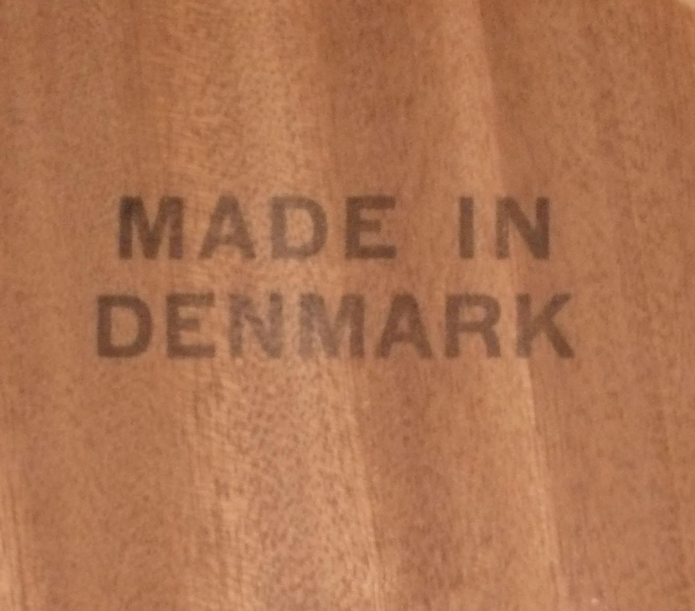 Table de salle à manger danoise moderne par Dyrlund Bon état - En vente à Atlanta, GA