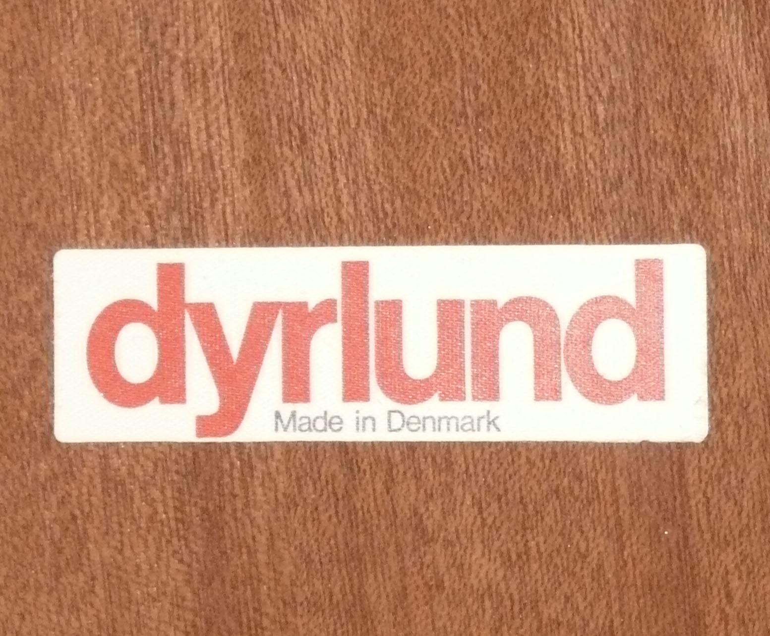 Milieu du XXe siècle Table de salle à manger danoise moderne par Dyrlund en vente