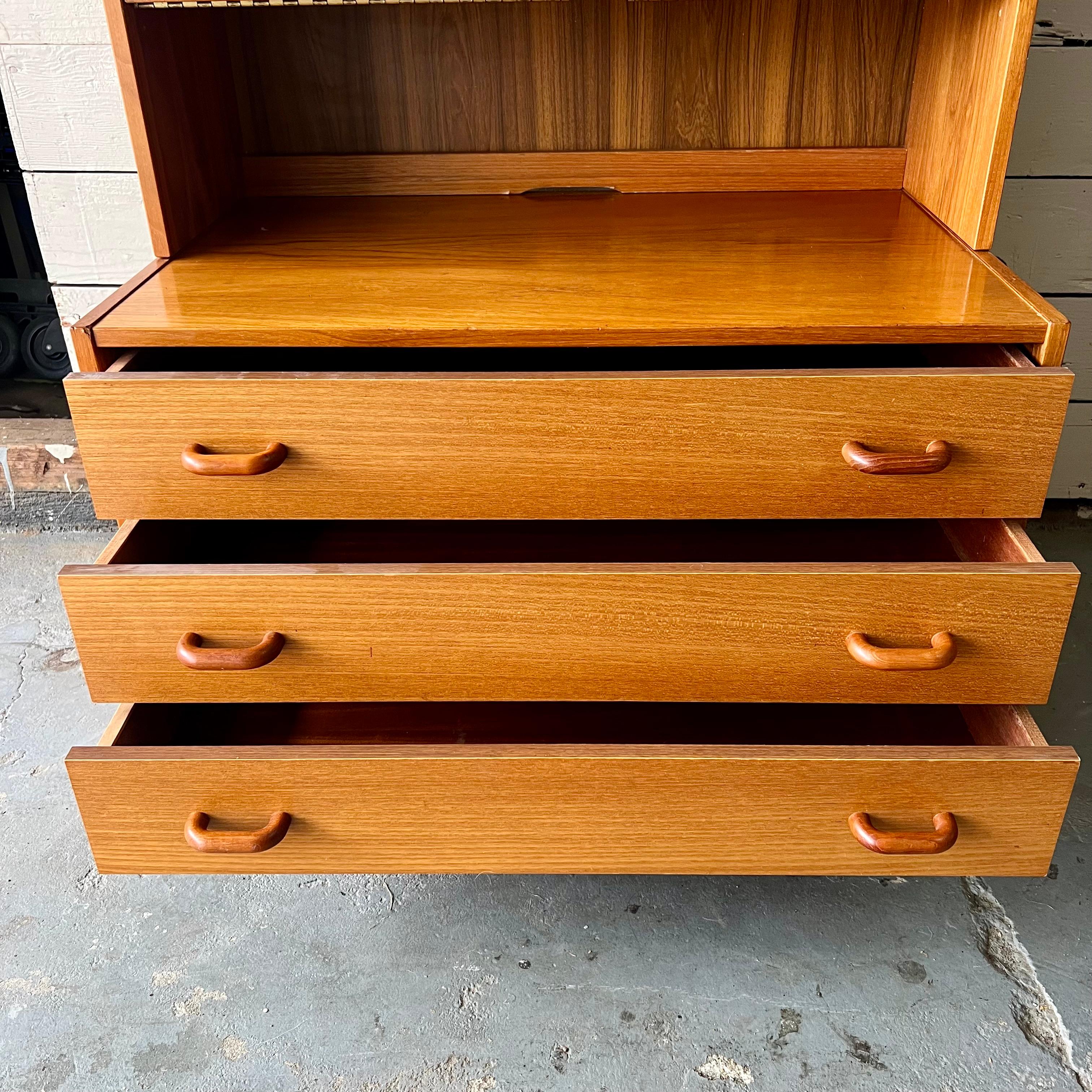 domino mobler wall unit