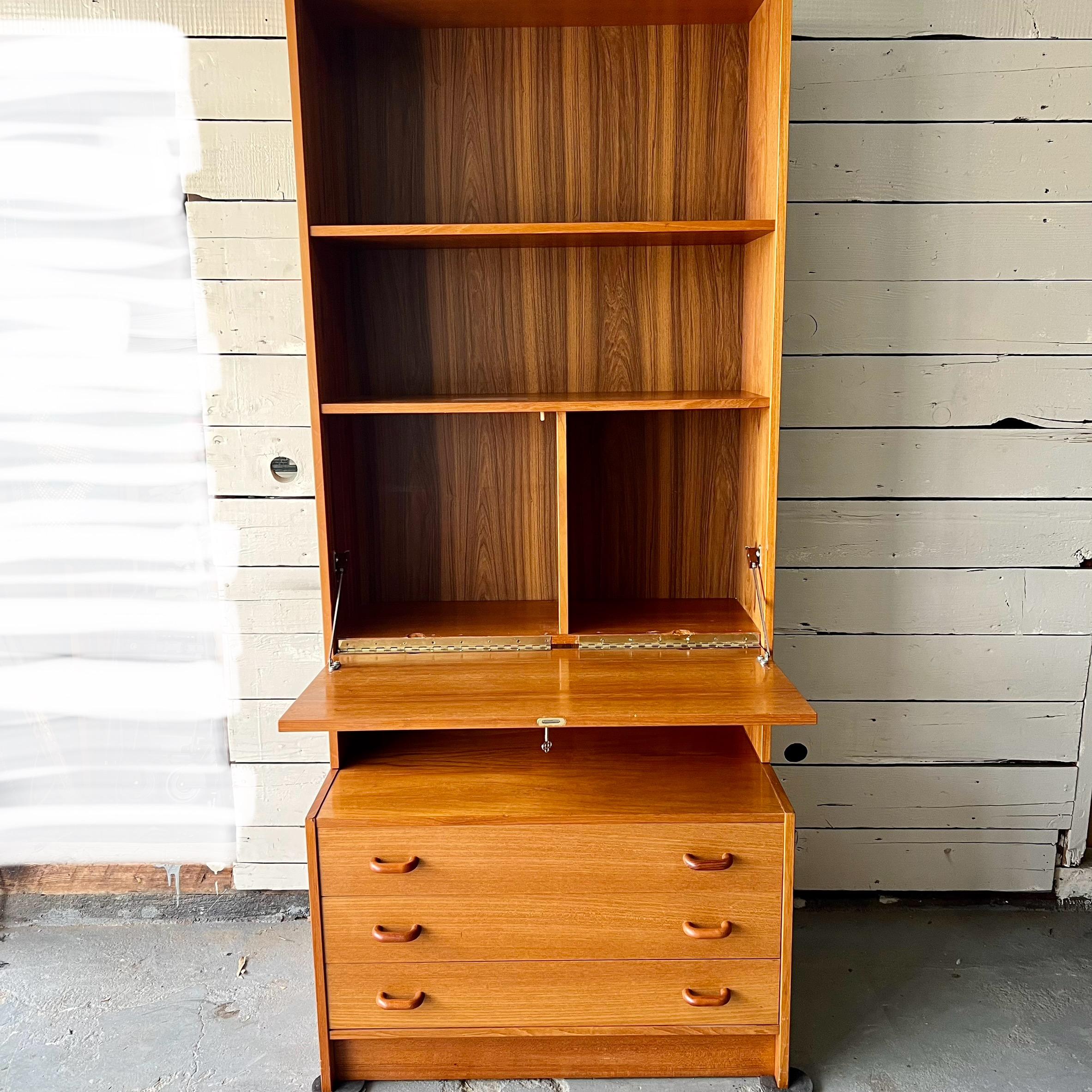 20th Century Danish Modern Domino Møbler Teak Wall Unit