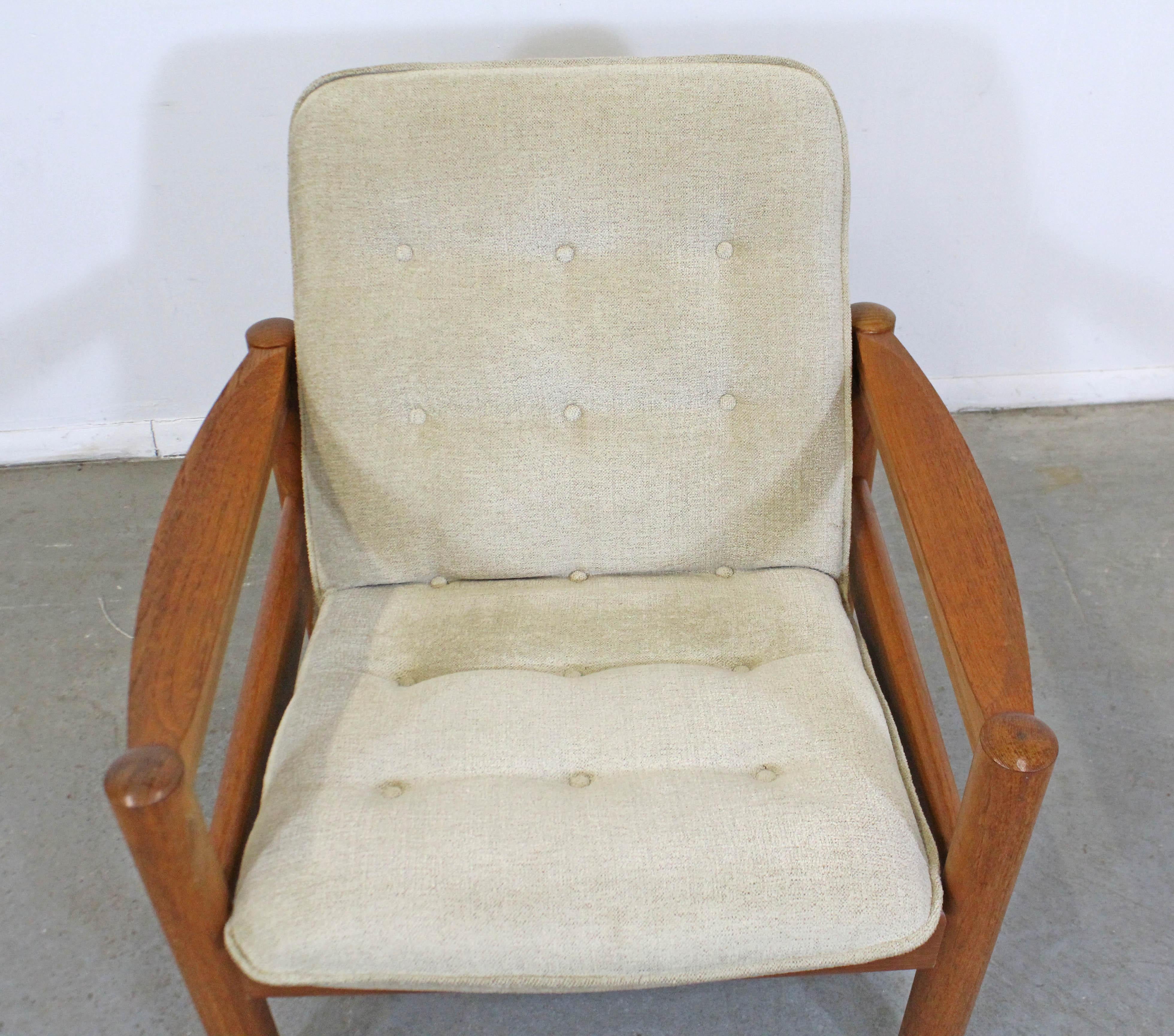mobler lounge chair