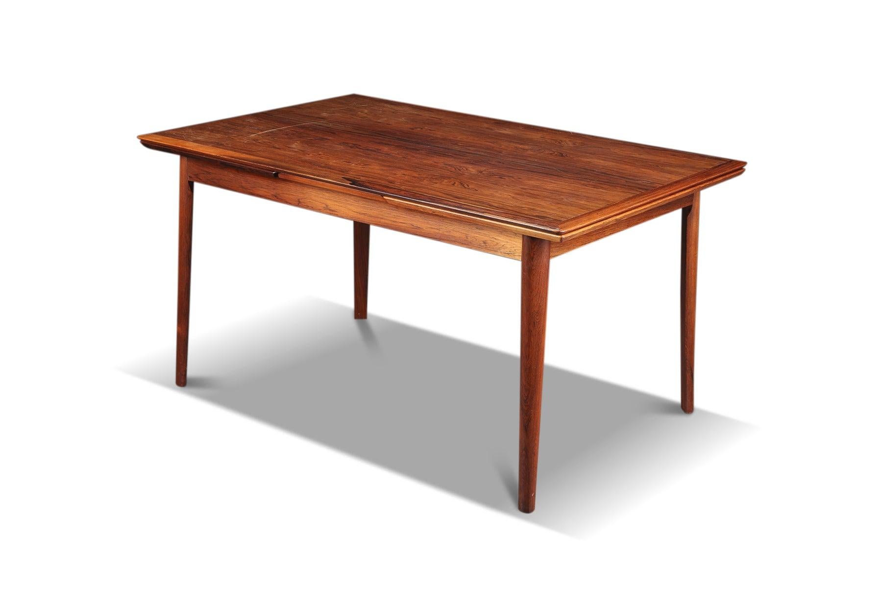 Other Danish Modern Draw Leaf Dining Table in Rosewood For Sale