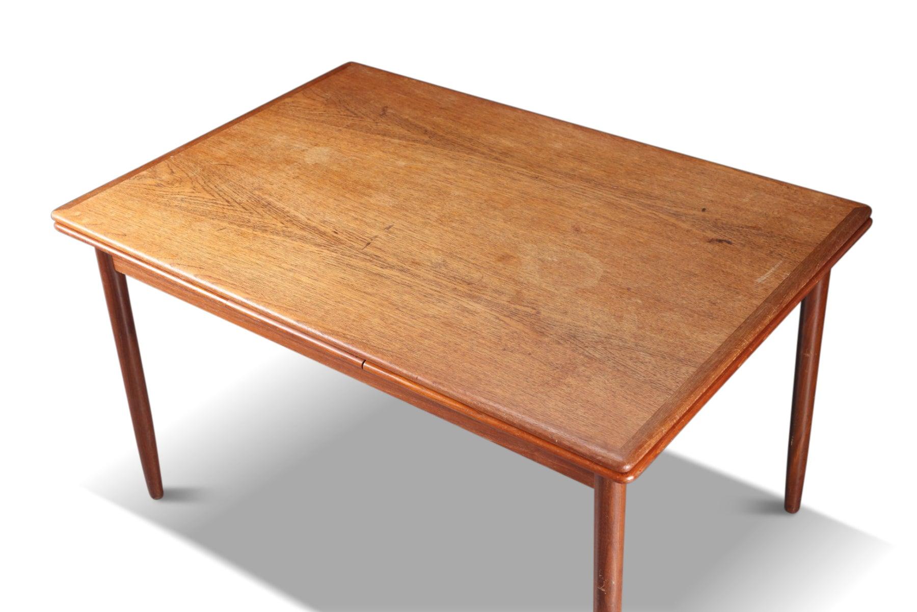 Mid-Century Modern Danish Modern Draw Leaf Dining Table in Teak For Sale