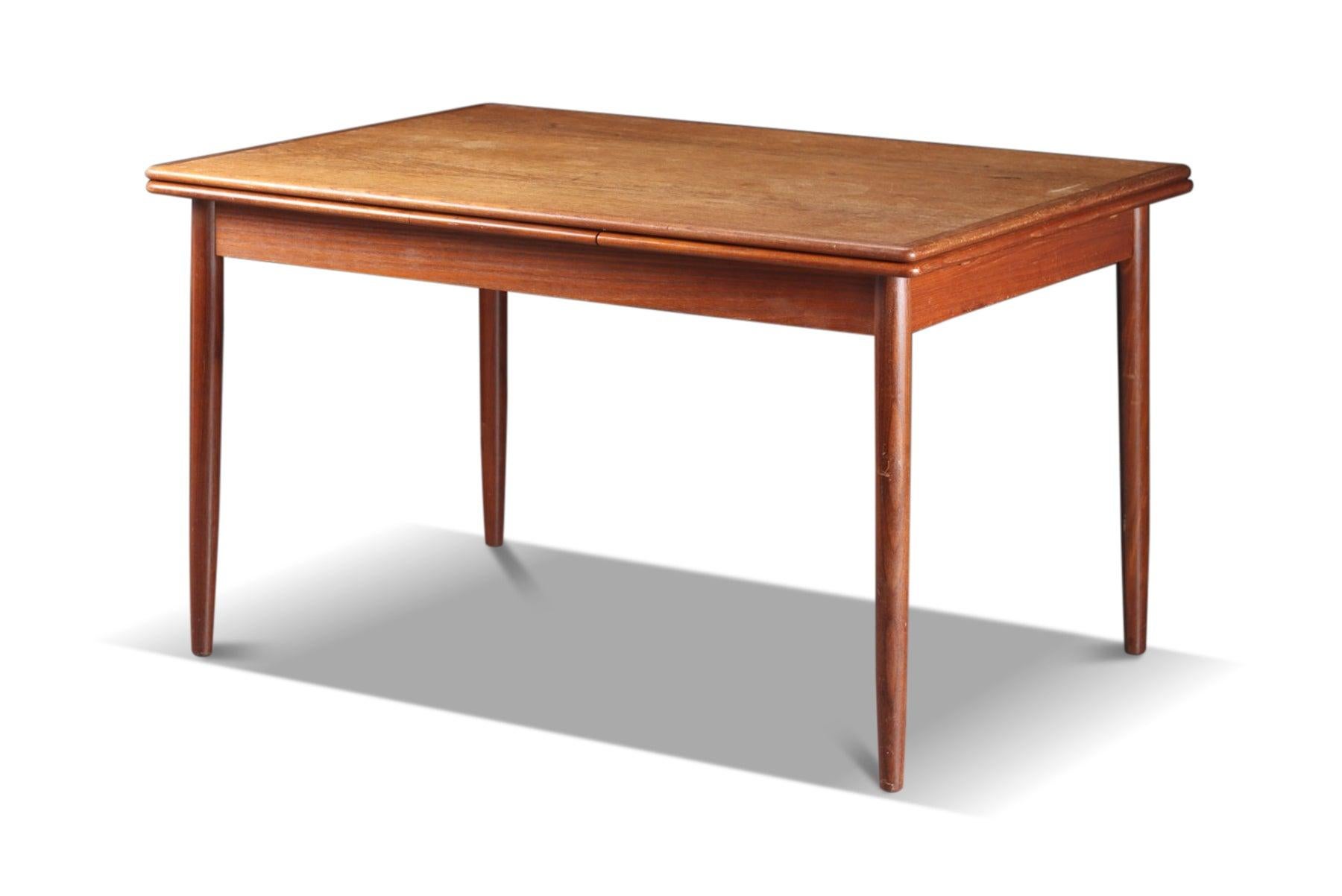 Other Danish Modern Draw Leaf Dining Table in Teak For Sale