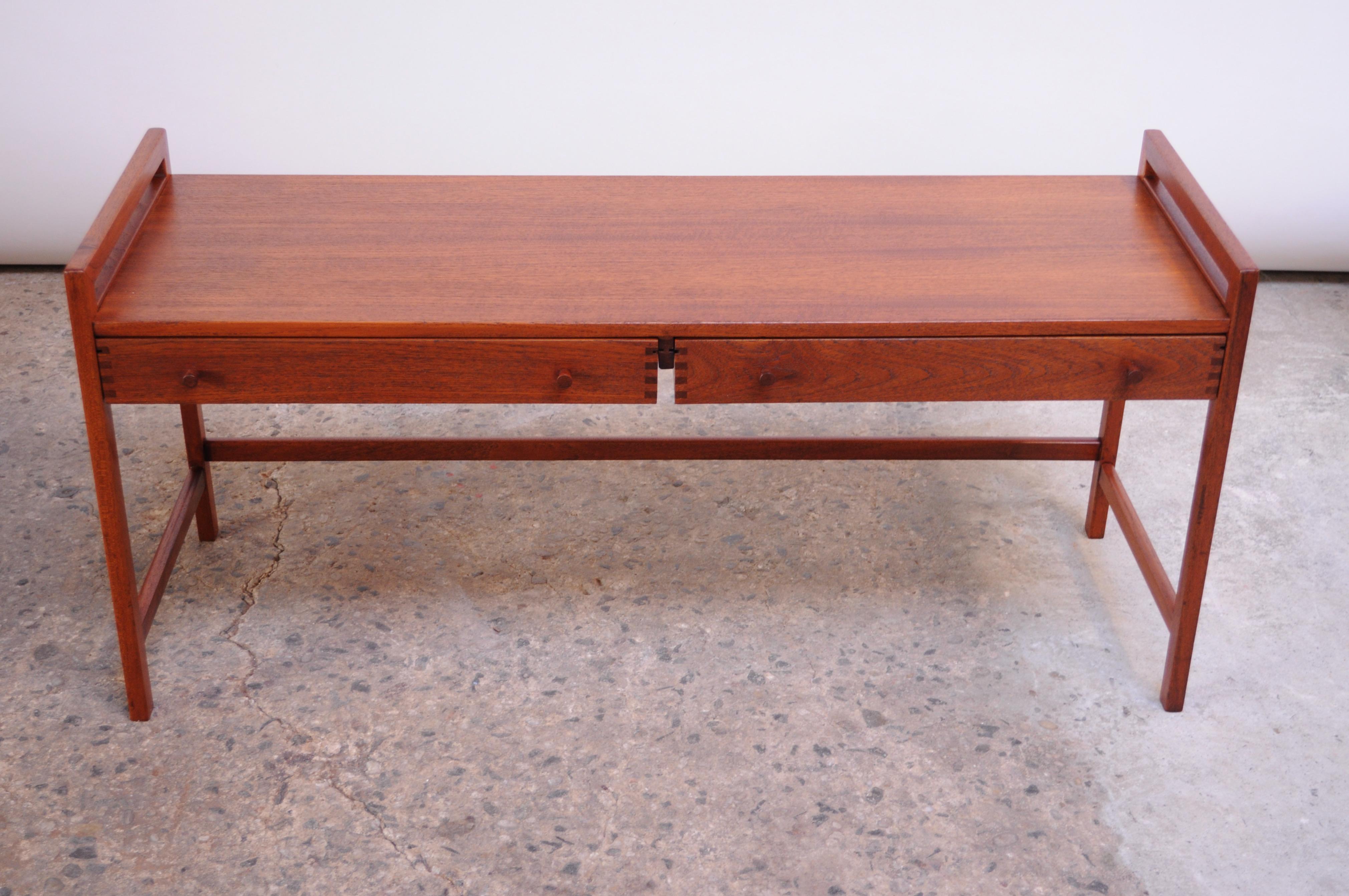 Danish Modern Dual-Drawer Teak Media Stand In Good Condition For Sale In Brooklyn, NY