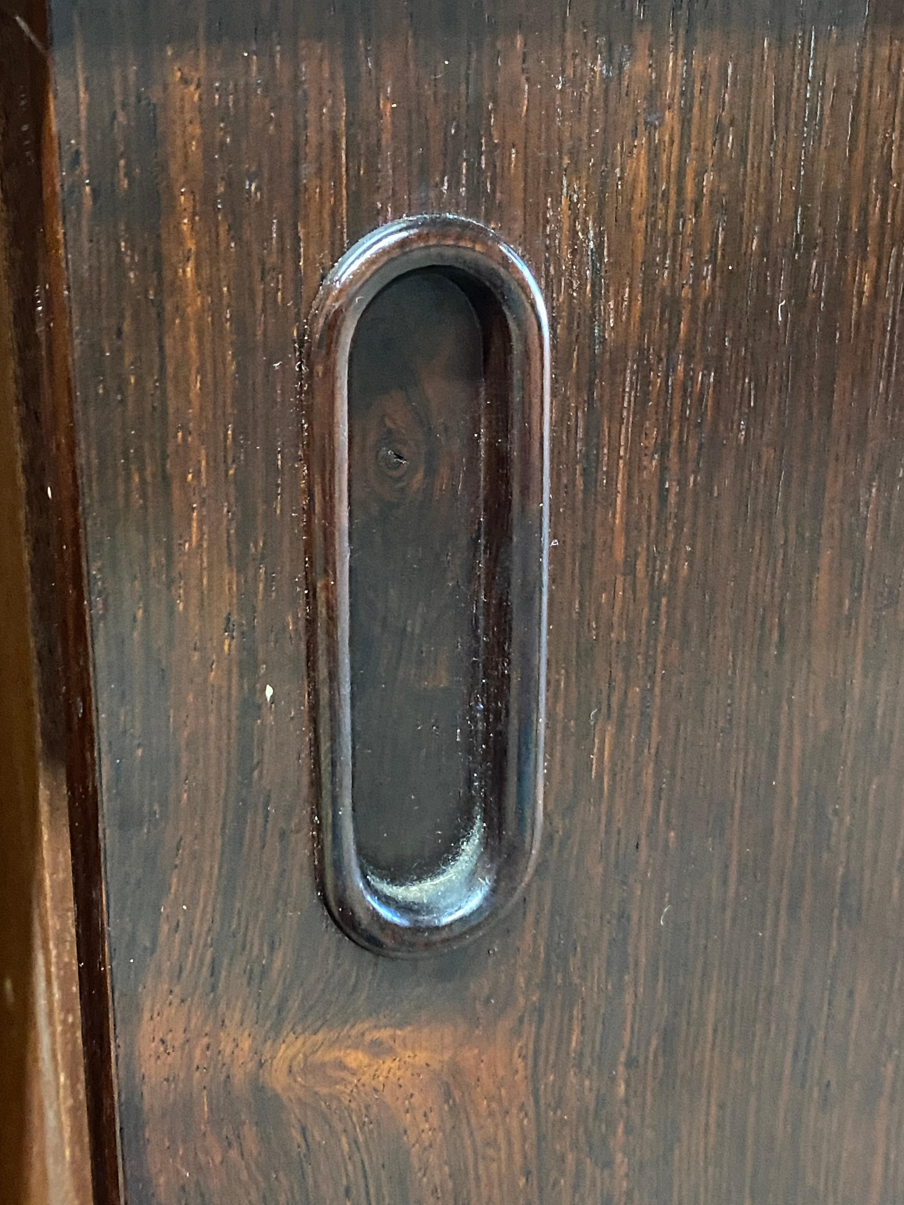 Credenza moderna danese Dyrlund a tre ante scorrevoli in legno di palissandro in vendita 6