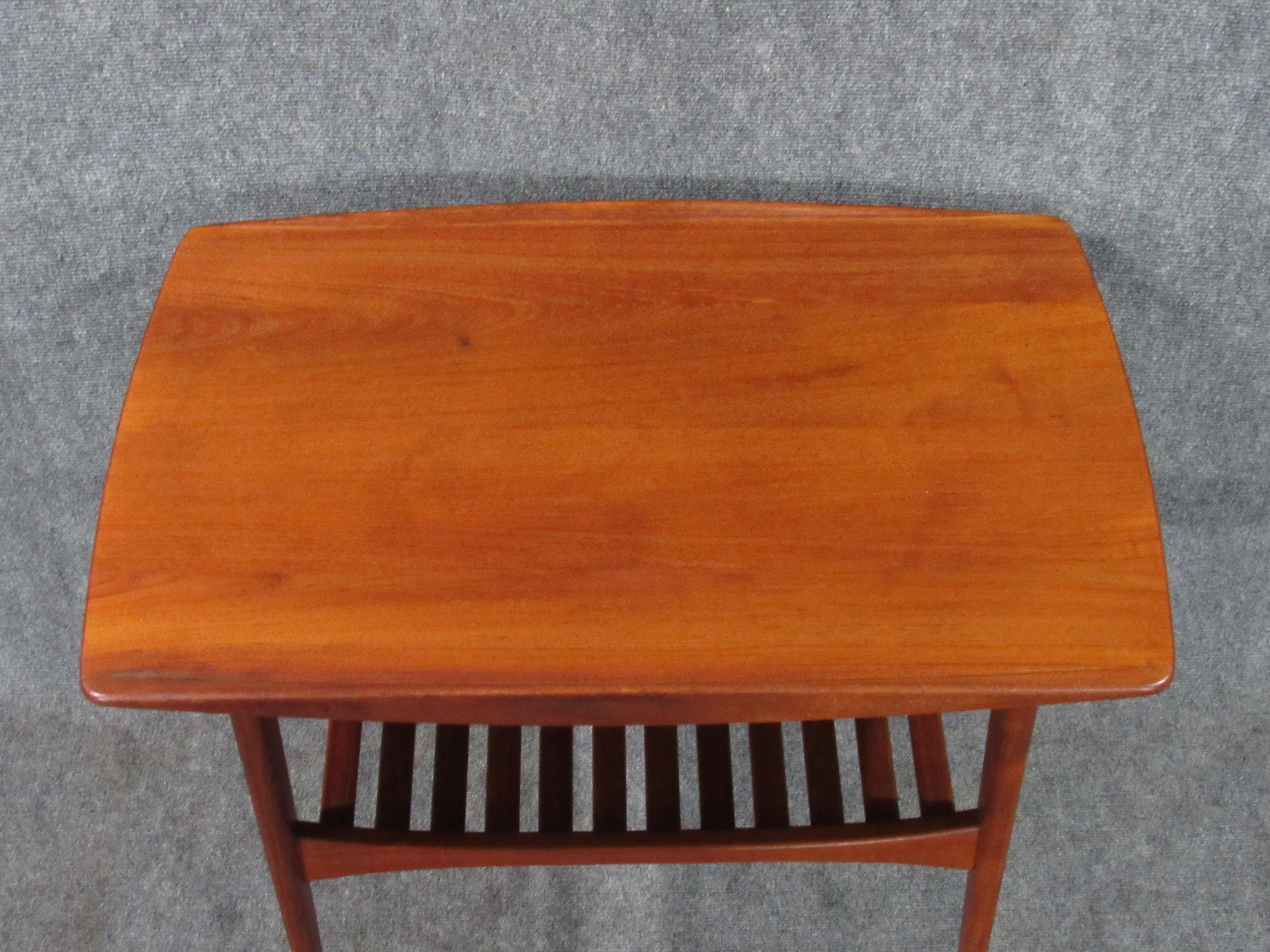 Danish Modern Early Finn Juhl Teak Table for France and Daverkosen, 1950s For Sale 1